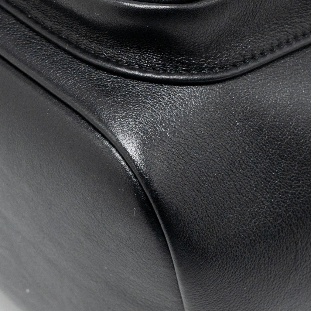 LARGE DUMA BACKPACK CALFSKIN BLACK LGHW (MICROCHIP)