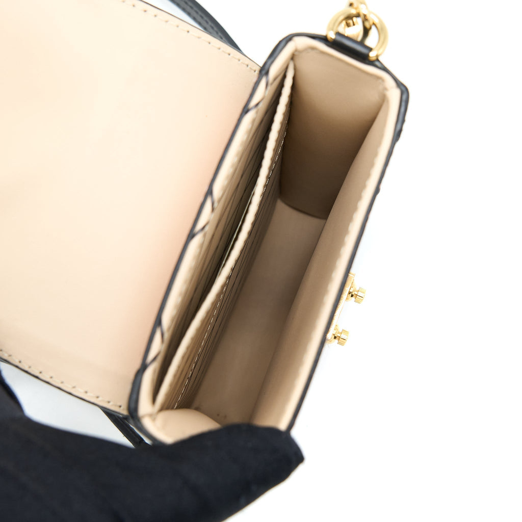 VERTICAL TRUNK POCHETTE EPI PINK GHW
