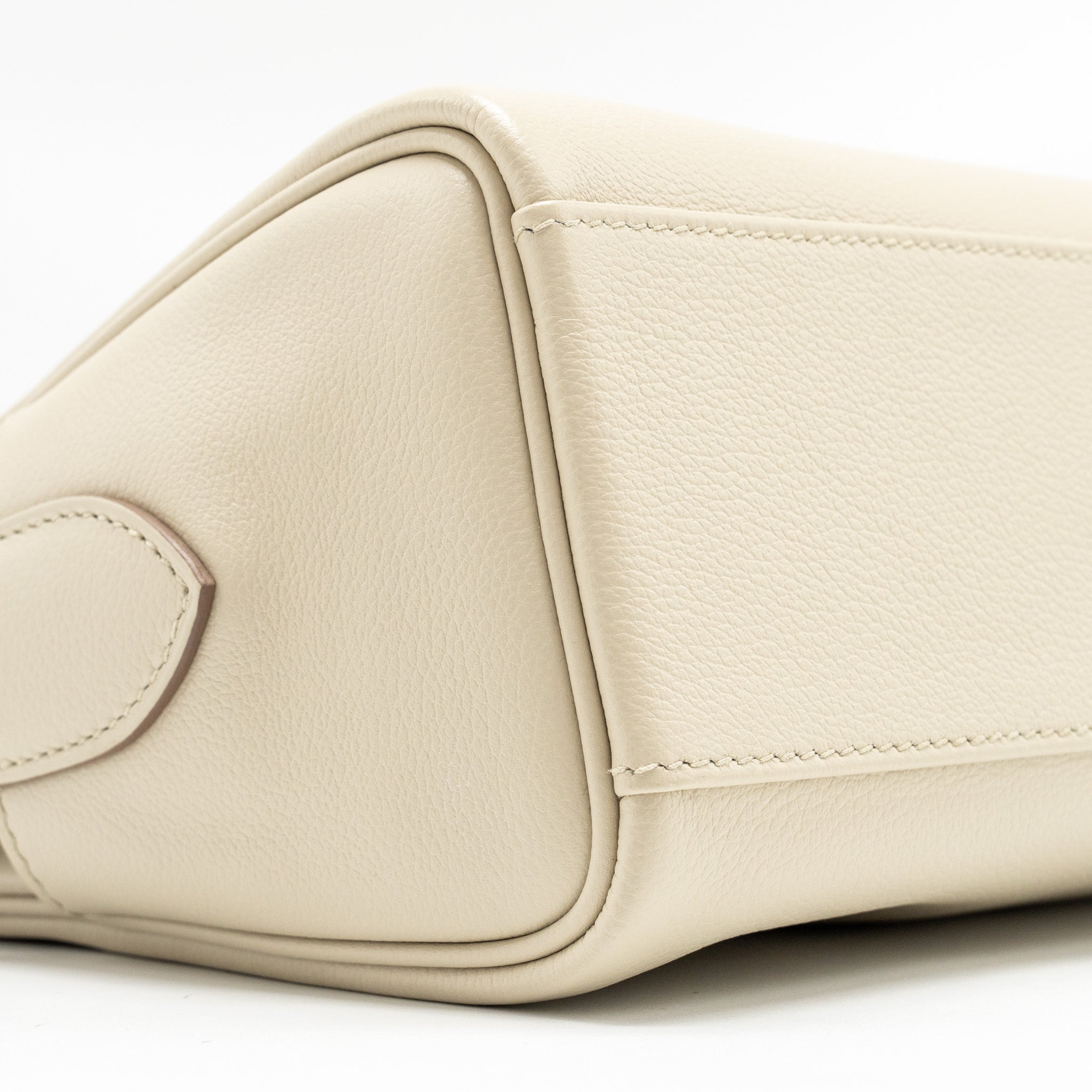 KELLY MESSENGER PM BAG EVERCOLOR BETON SHW