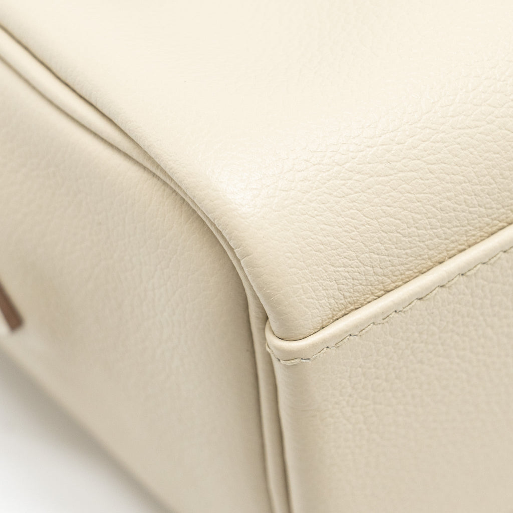 KELLY MESSENGER PM BAG EVERCOLOR BETON SHW