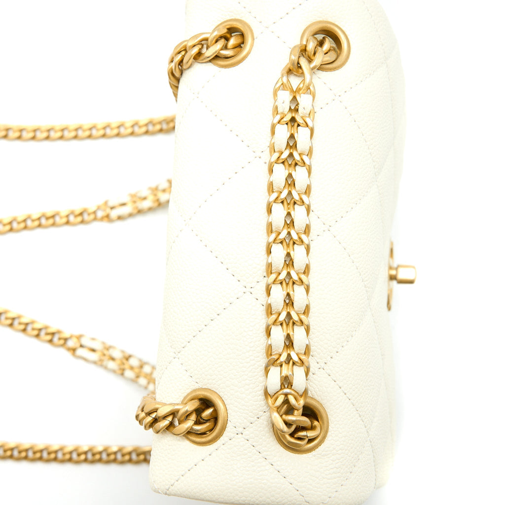 22P FLAP BACKPACK CAVIAR WHITE BRUSHED GHW (MICROCHIP)