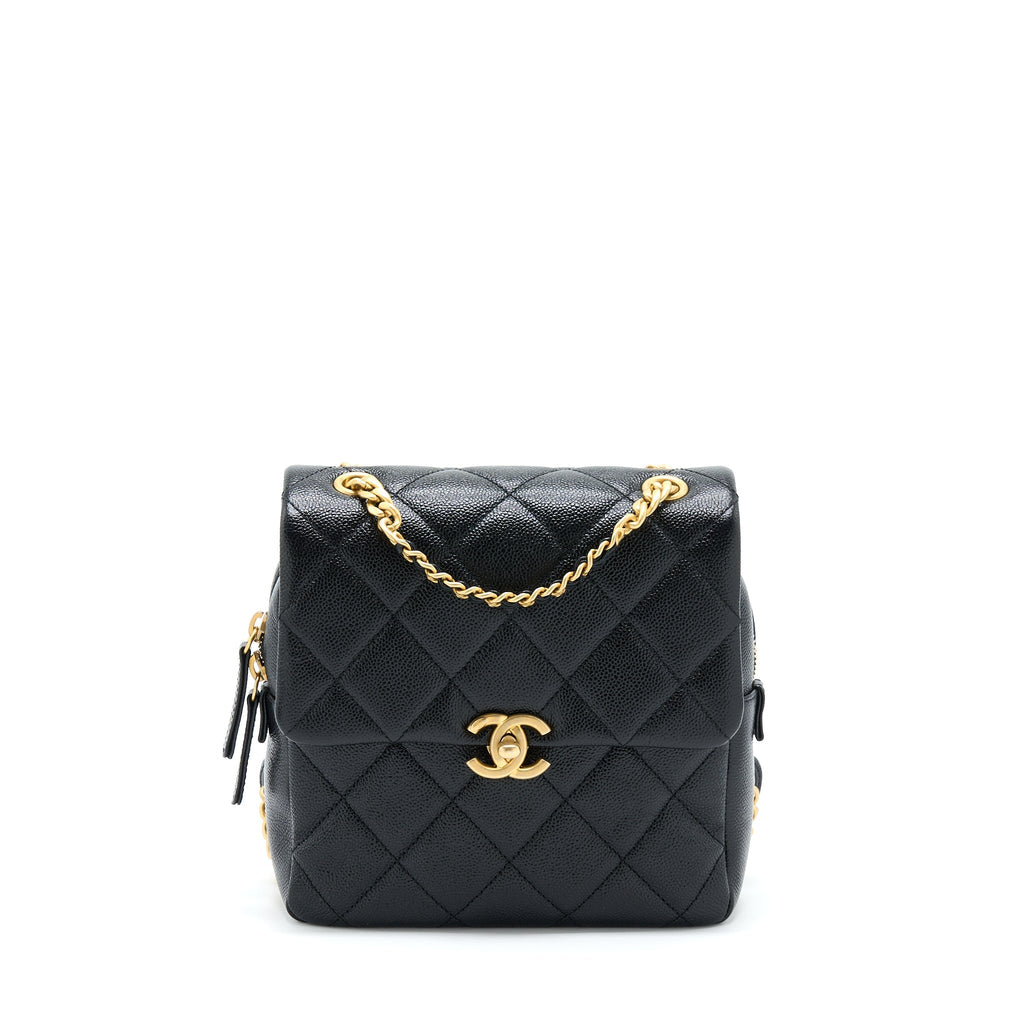 22P FLAP BACKPACK CAVIAR BLACK GHW (MICROCHIP)