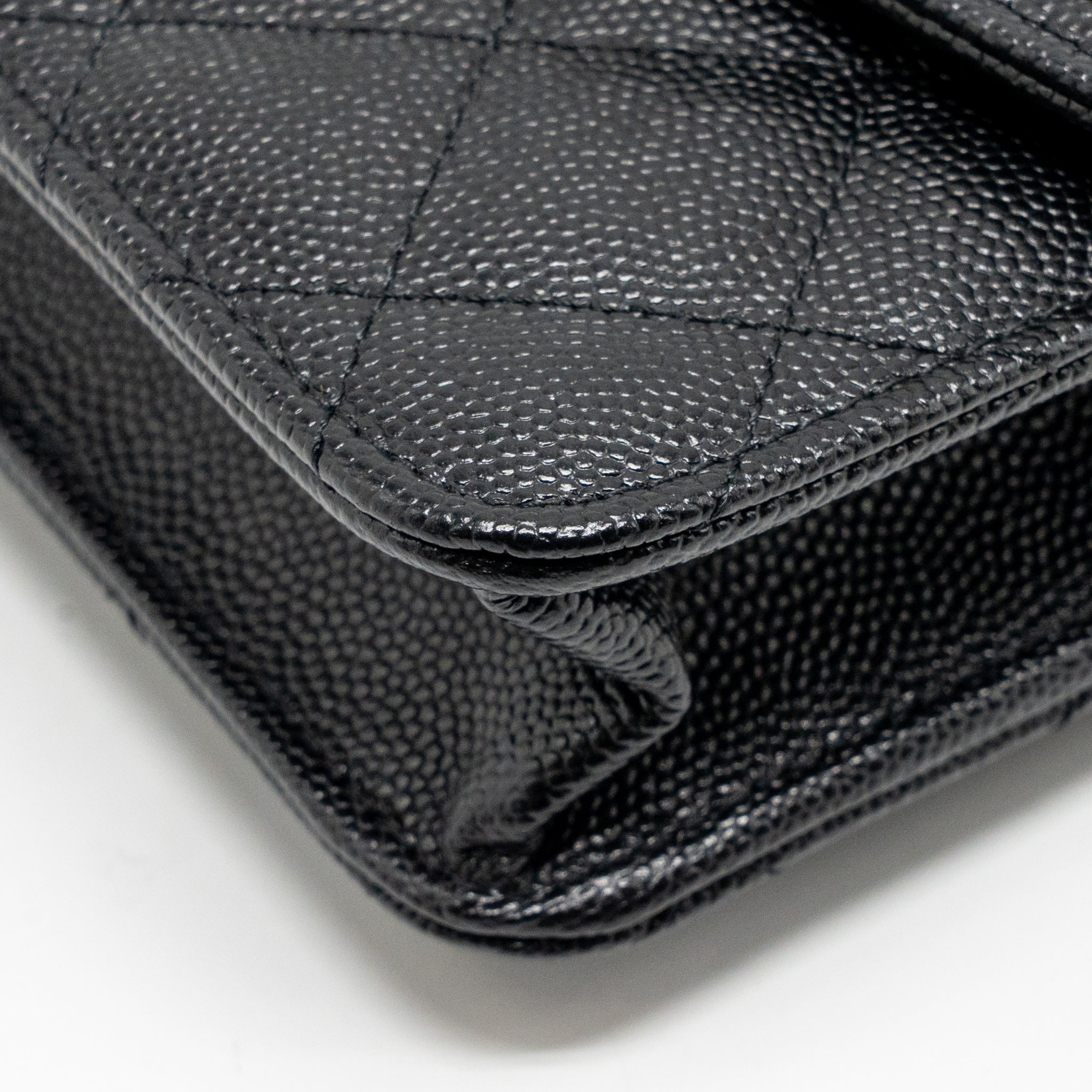 25C QUILTED CC TOP HANDLE MINI BACKPACK CAVIAR BLACK LGHW (MICROCHIP)