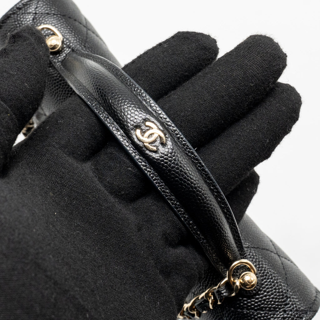 25C QUILTED CC TOP HANDLE MINI BACKPACK CAVIAR BLACK LGHW (MICROCHIP)