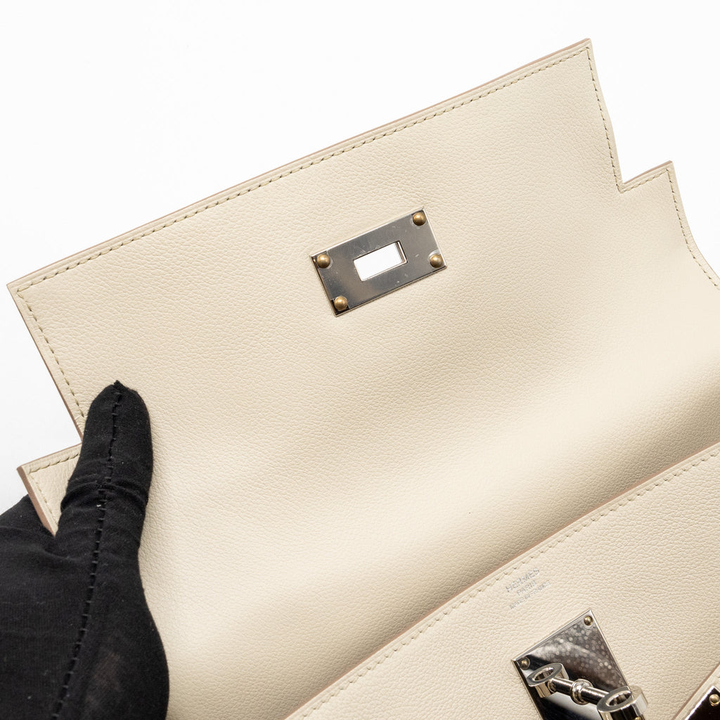 KELLY MESSENGER PM BAG EVERCOLOR BETON SHW