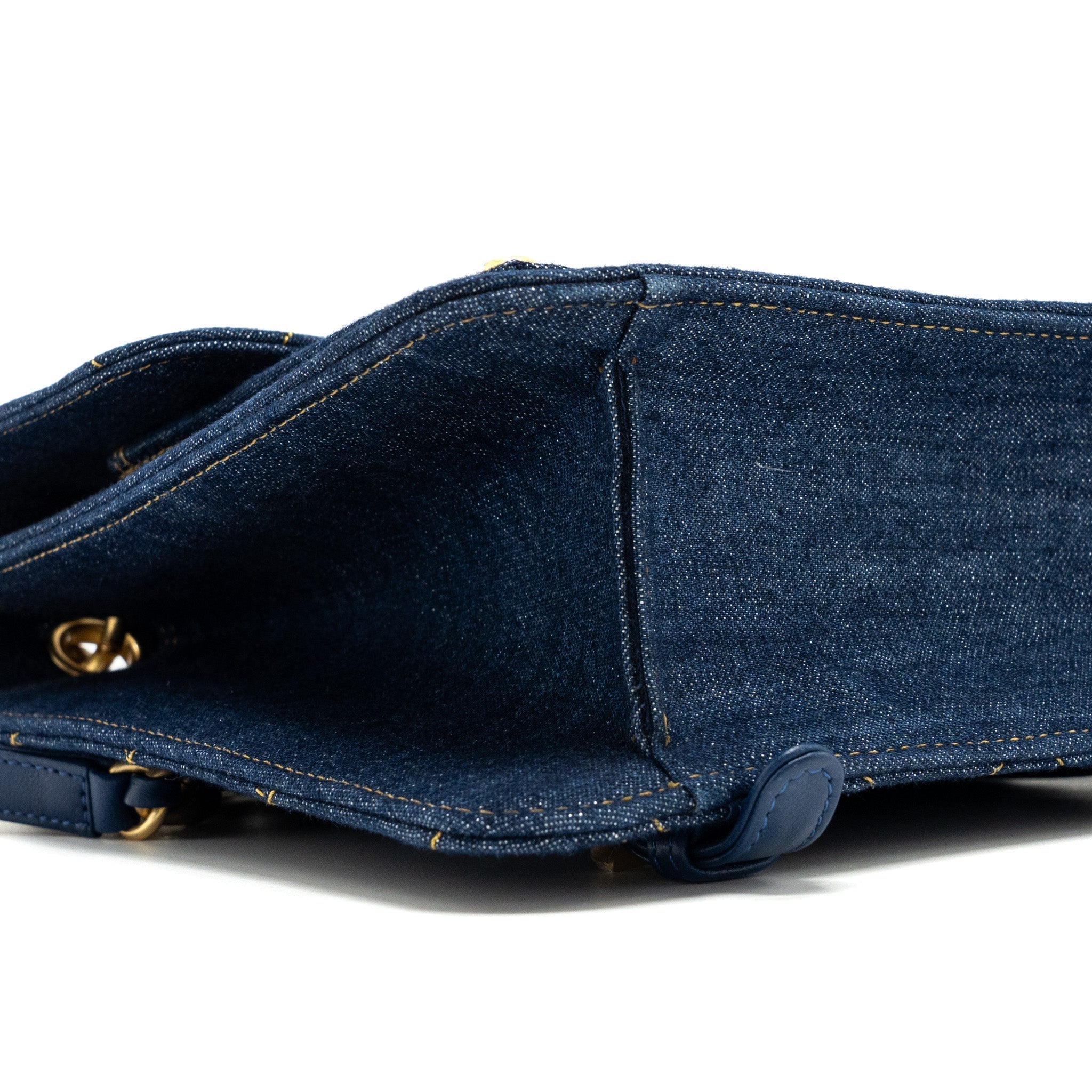 23S FLAP BACKPACK DENIM BLUE WITH GHW (MICROCHIP)