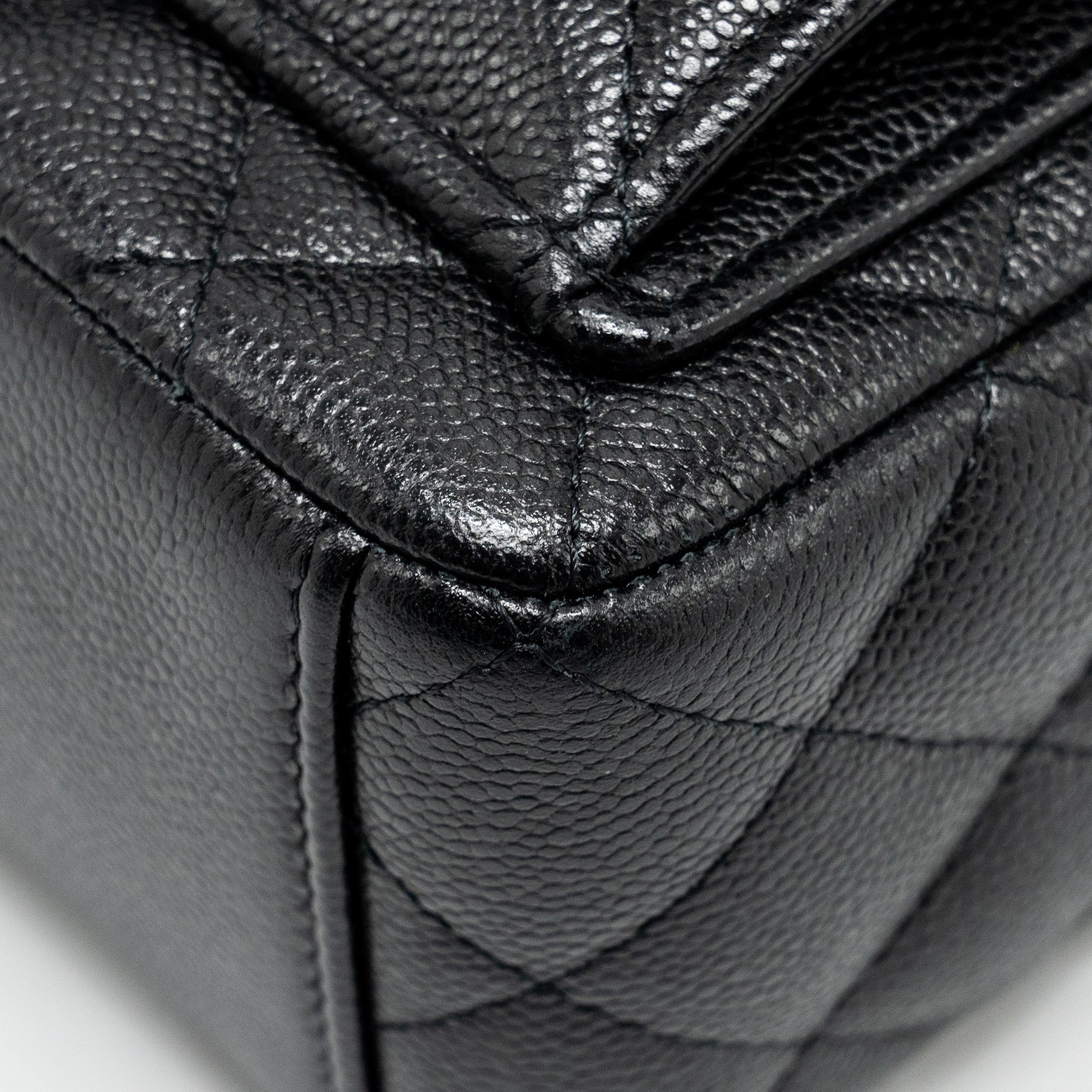 24P MINI BACKPACK/CROSSBODY BAG CAVIAR BLACK SHW (MICROCHIP)