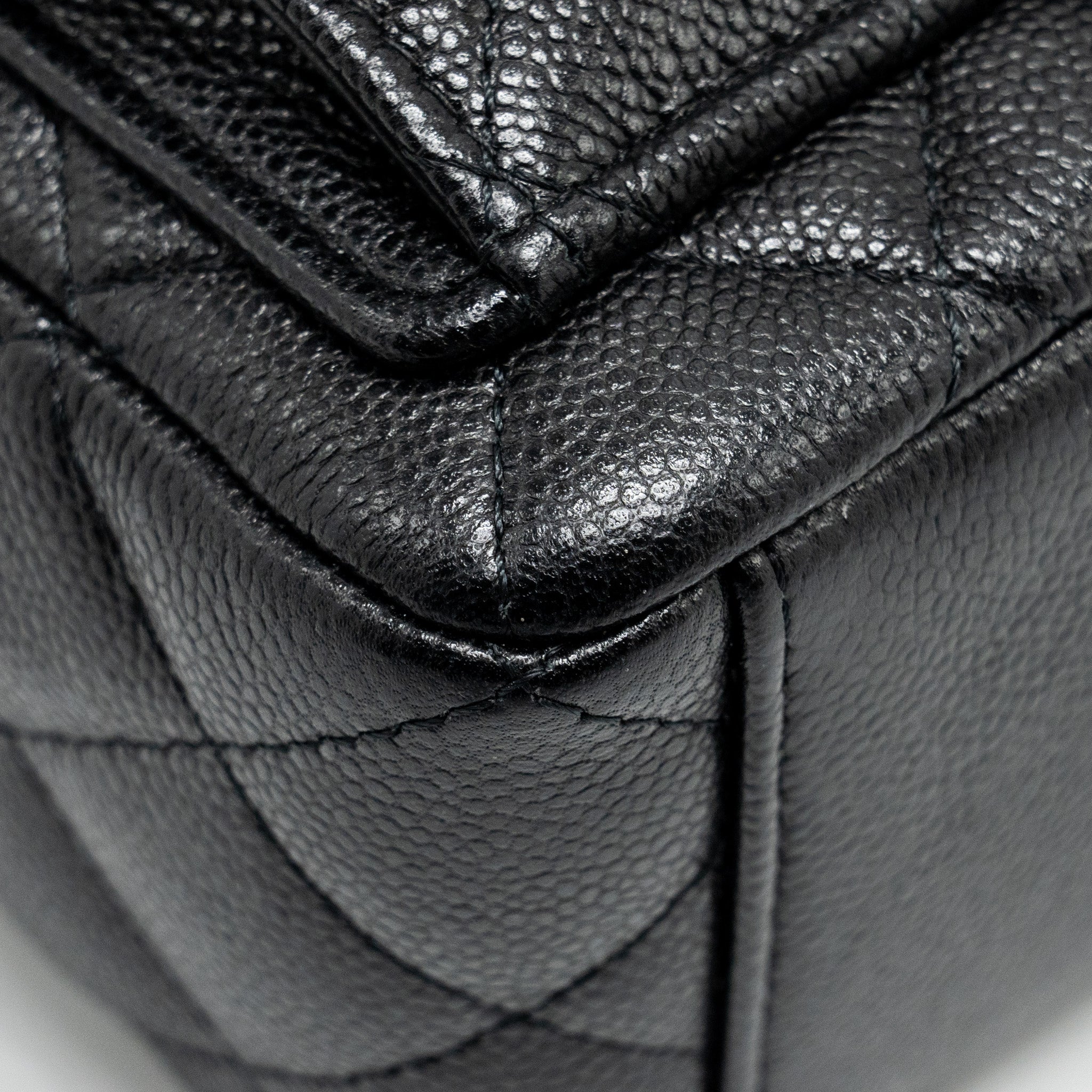 24P MINI BACKPACK/CROSSBODY BAG CAVIAR BLACK SHW (MICROCHIP)