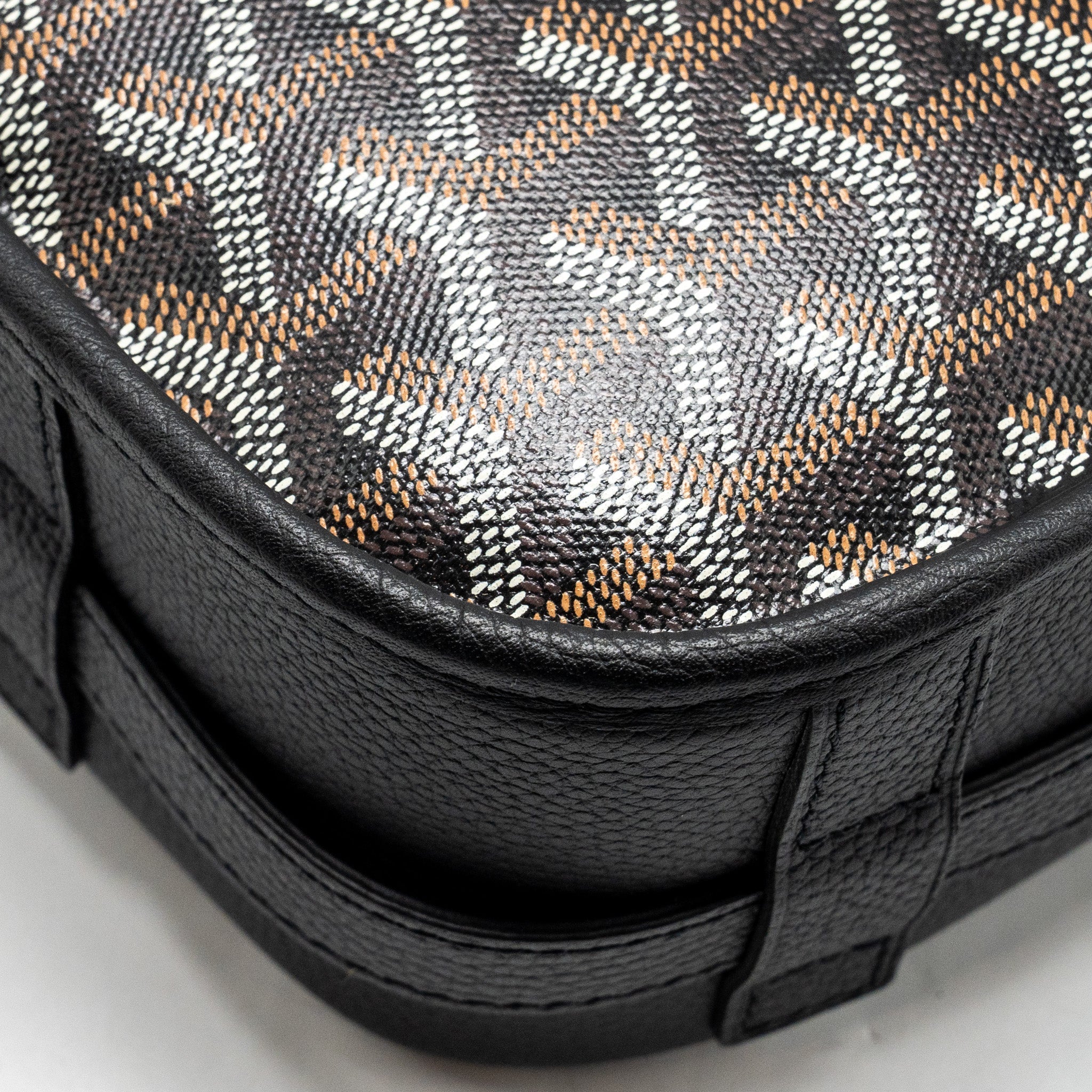 BELVEDERE MM MESSENGER BAG GOYARDINE CANVAS/CALFSKIN BLACK SHW