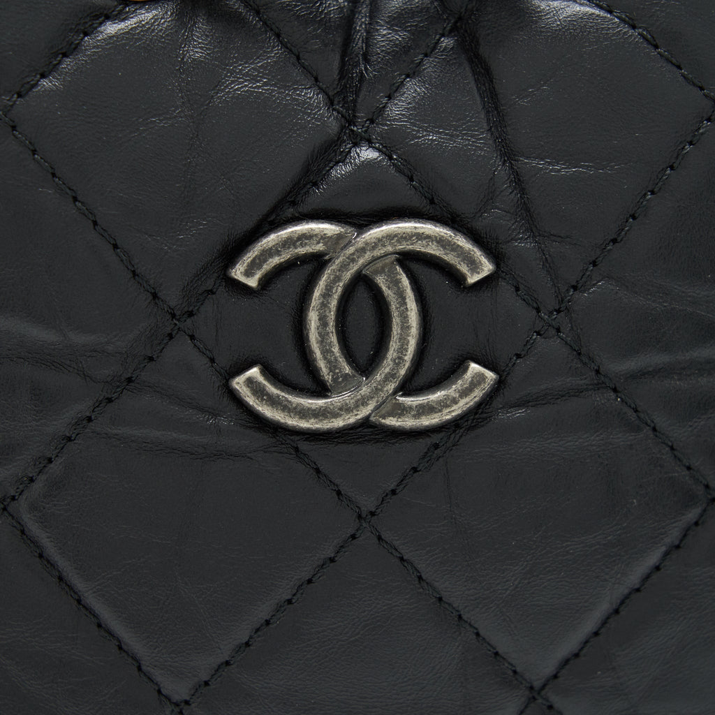 GABRIELLE BACKPACK MEDIUM QUILTED CALFSKIN BLACK GOLD/SLIVER HW