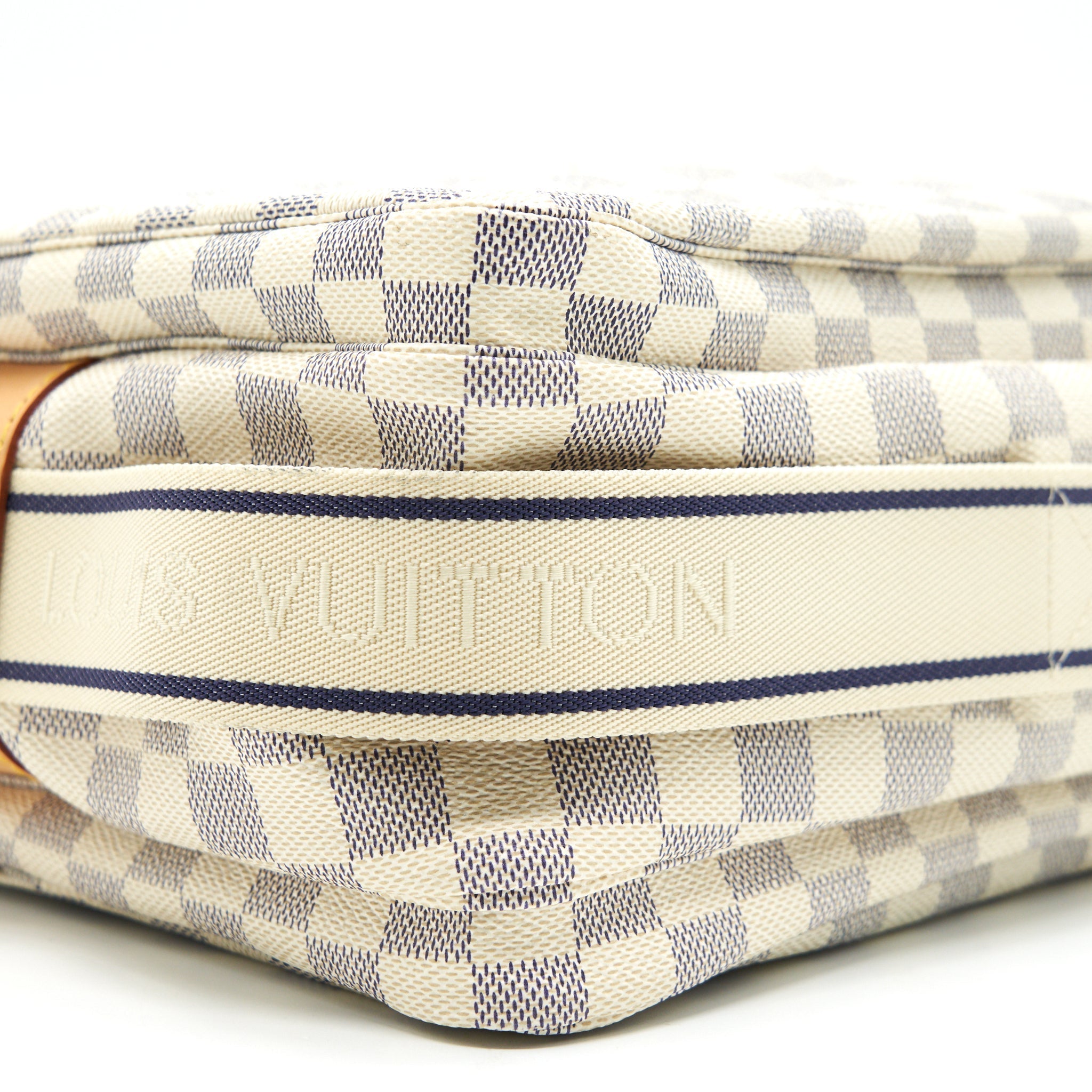 DAMIER AZUR CANVAS NAVIGLIO MESSENGER BAG
