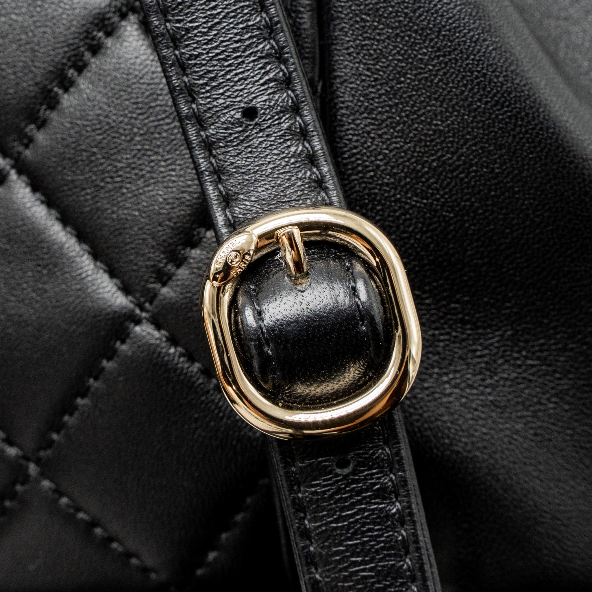MINI DUMA BACKPACK LAMBSKIN BLACK LGHW (MICROCHIP)
