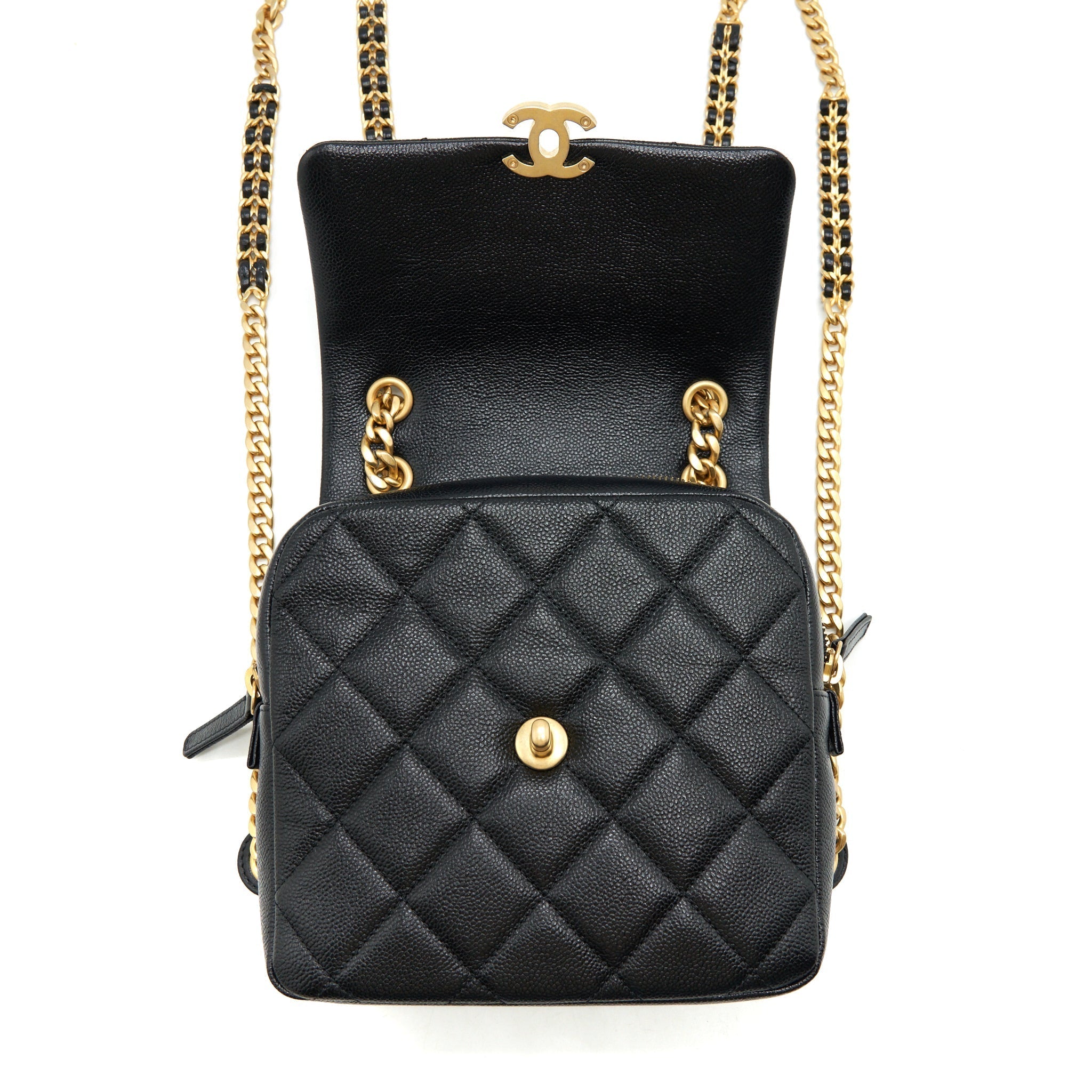22P FLAP BACKPACK CAVIAR BLACK GHW