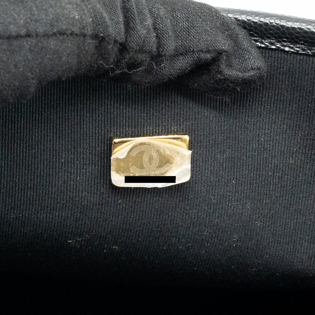 22K LARGE BACKPACK CAVIAR BLACK GHW(MICROCHIP)