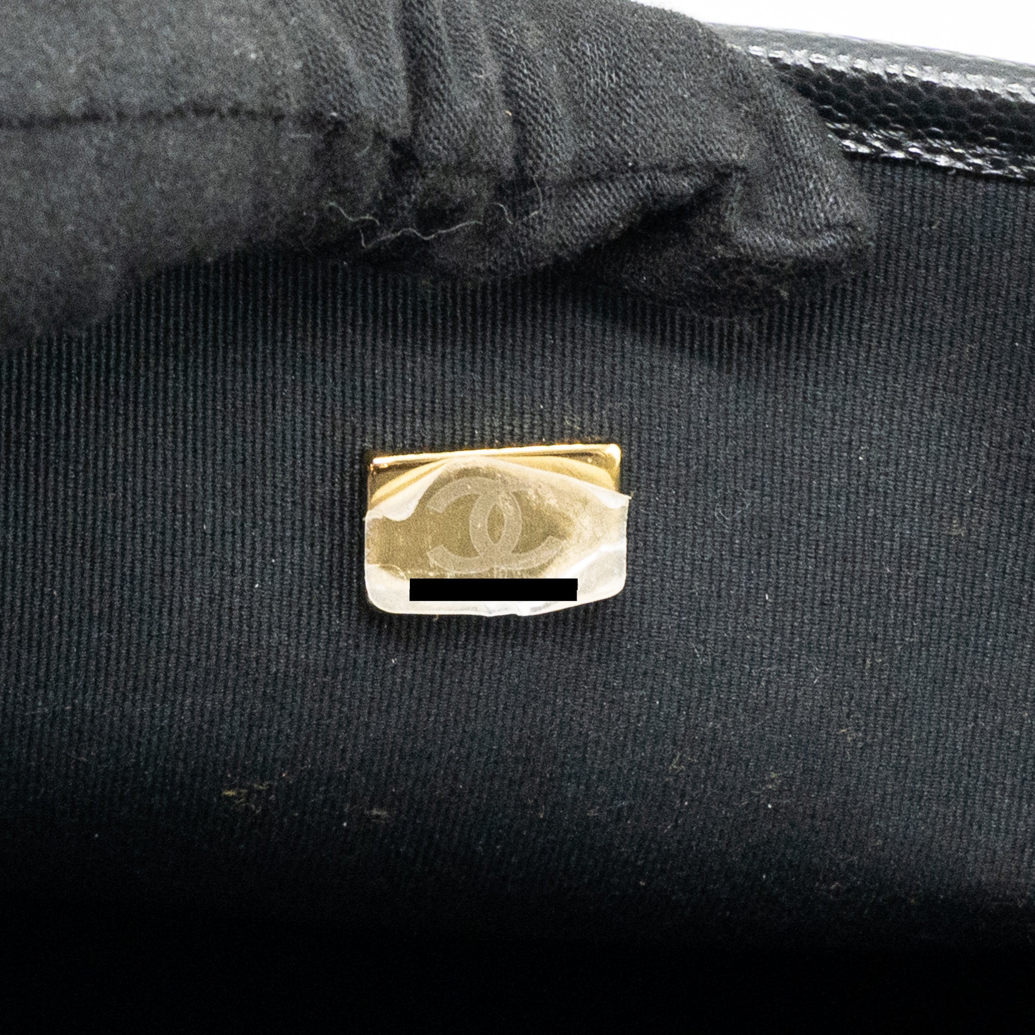 22K LARGE BACKPACK CAVIAR BLACK GHW(MICROCHIP)