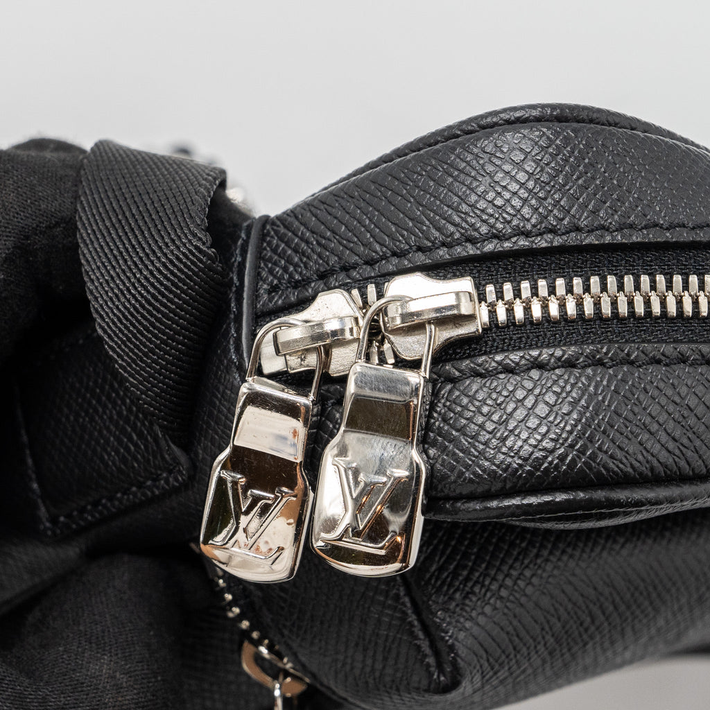 MESSENGER BAG MONOGRAM ECLIPSE SHW