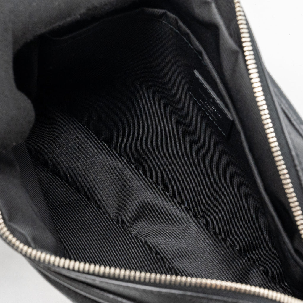 MESSENGER BAG MONOGRAM ECLIPSE SHW