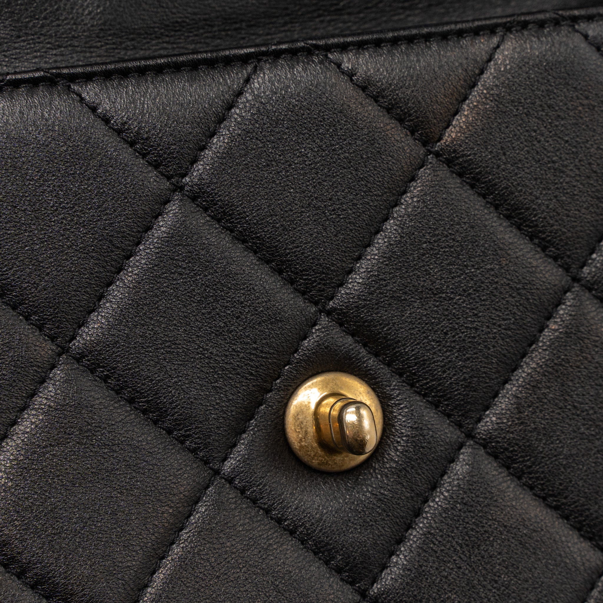 MESSENGER BAG CALFSKIN BLACK GHW