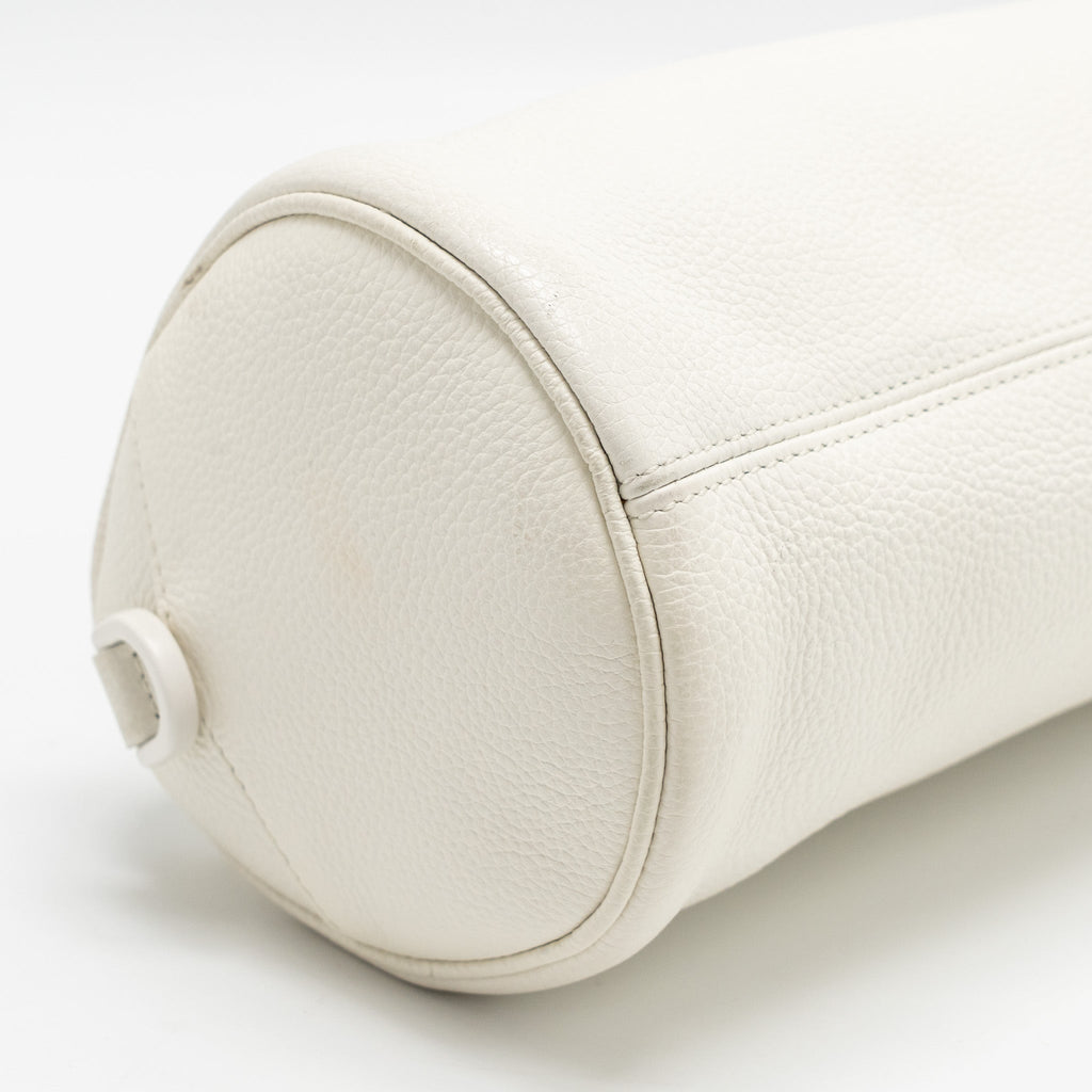 HOMME X DANIEL ARSHAM ROLLER MESSAGER BAG GRAINED CALFSKIN WHITE SHW