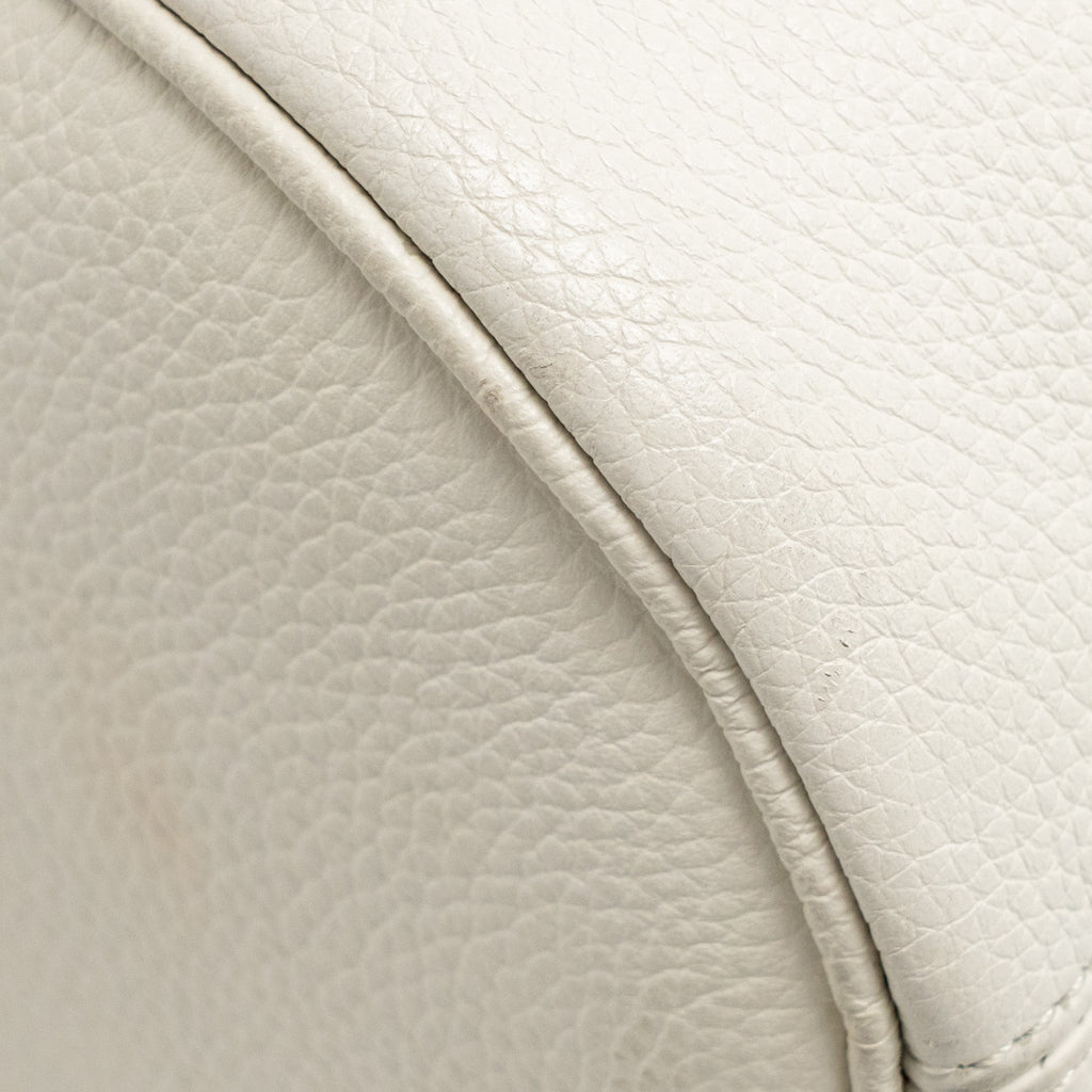 HOMME X DANIEL ARSHAM ROLLER MESSAGER BAG GRAINED CALFSKIN WHITE SHW
