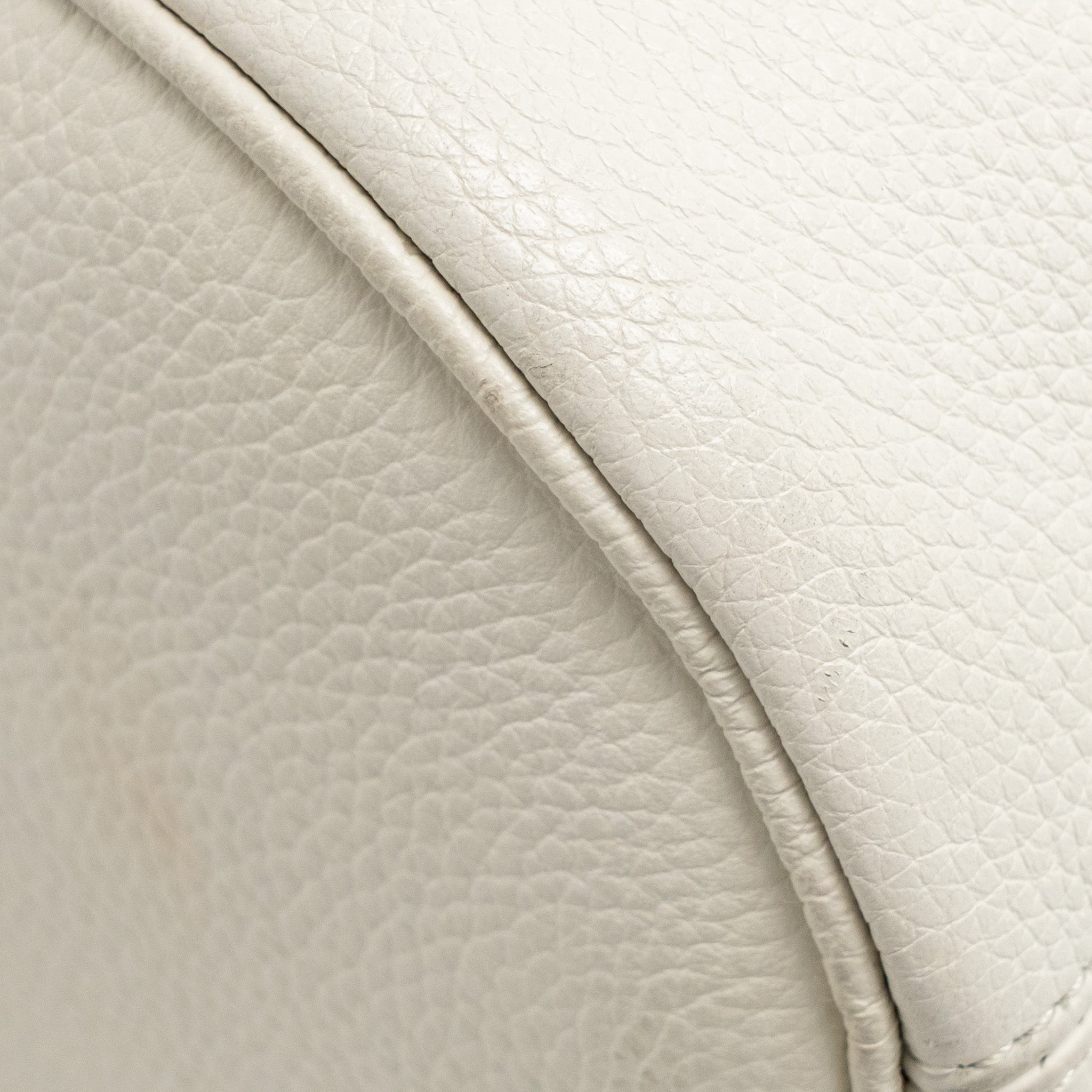 HOMME X DANIEL ARSHAM ROLLER MESSAGER BAG GRAINED CALFSKIN WHITE SHW