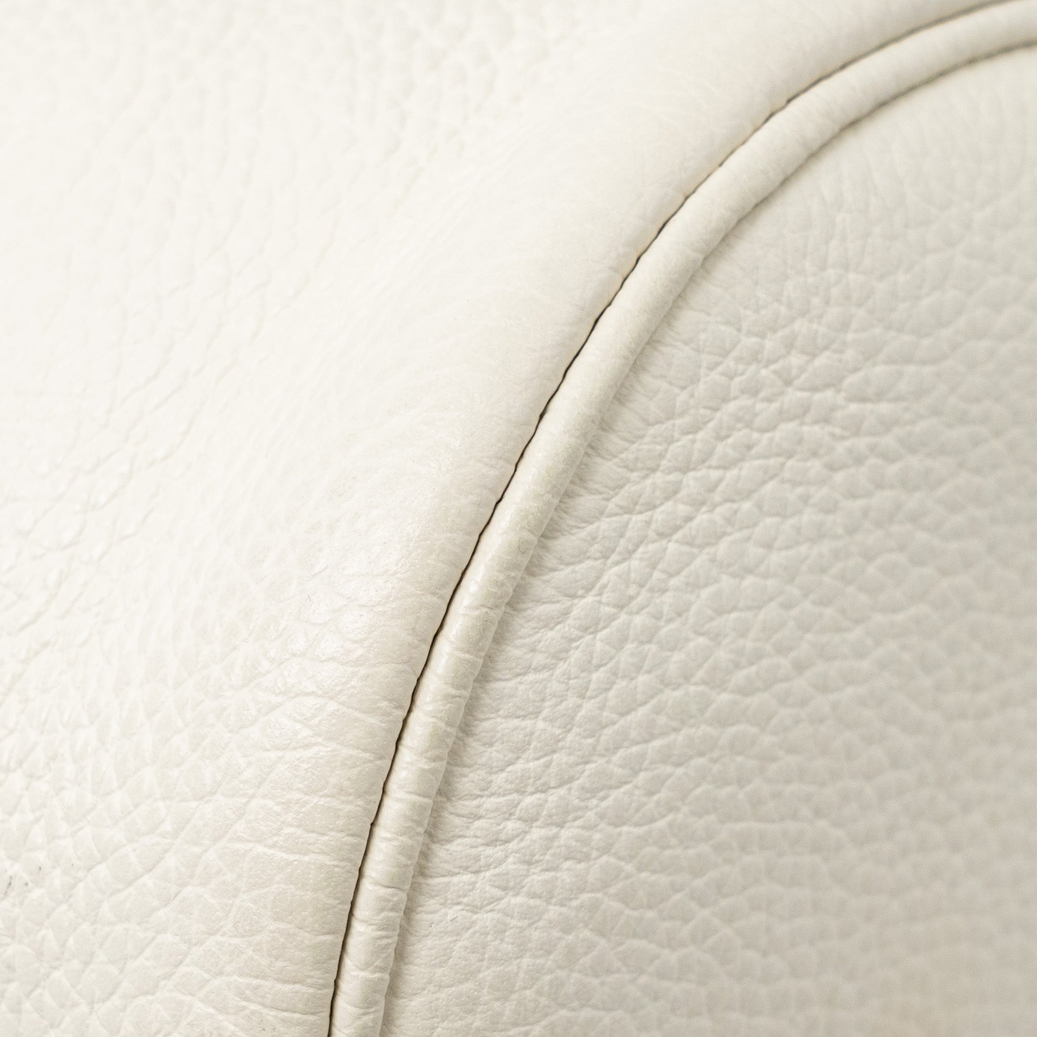 HOMME X DANIEL ARSHAM ROLLER MESSAGER BAG GRAINED CALFSKIN WHITE SHW