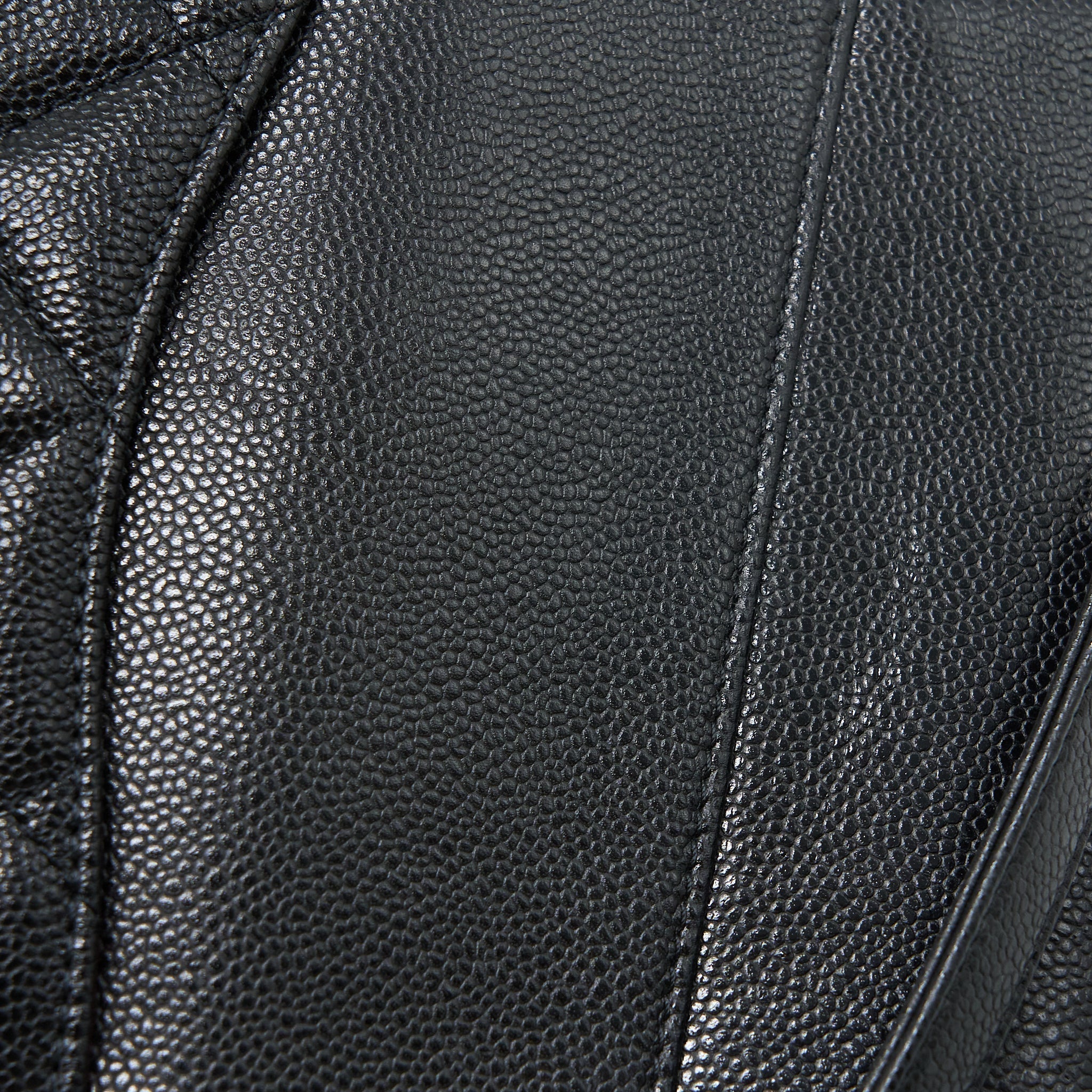 22B AFFINITY BACKPACK CAVIAR BLACK LGHW (MICROCHIP)