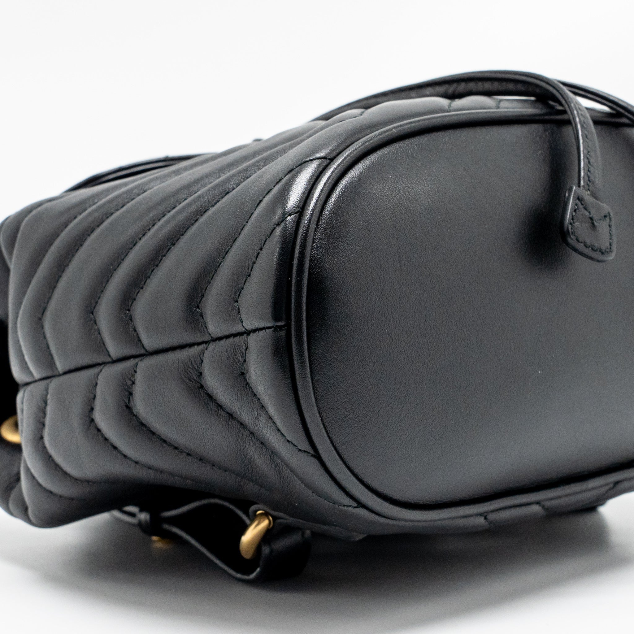 GG MARMONT BACKPACK CALFSKIN BLACK GHW