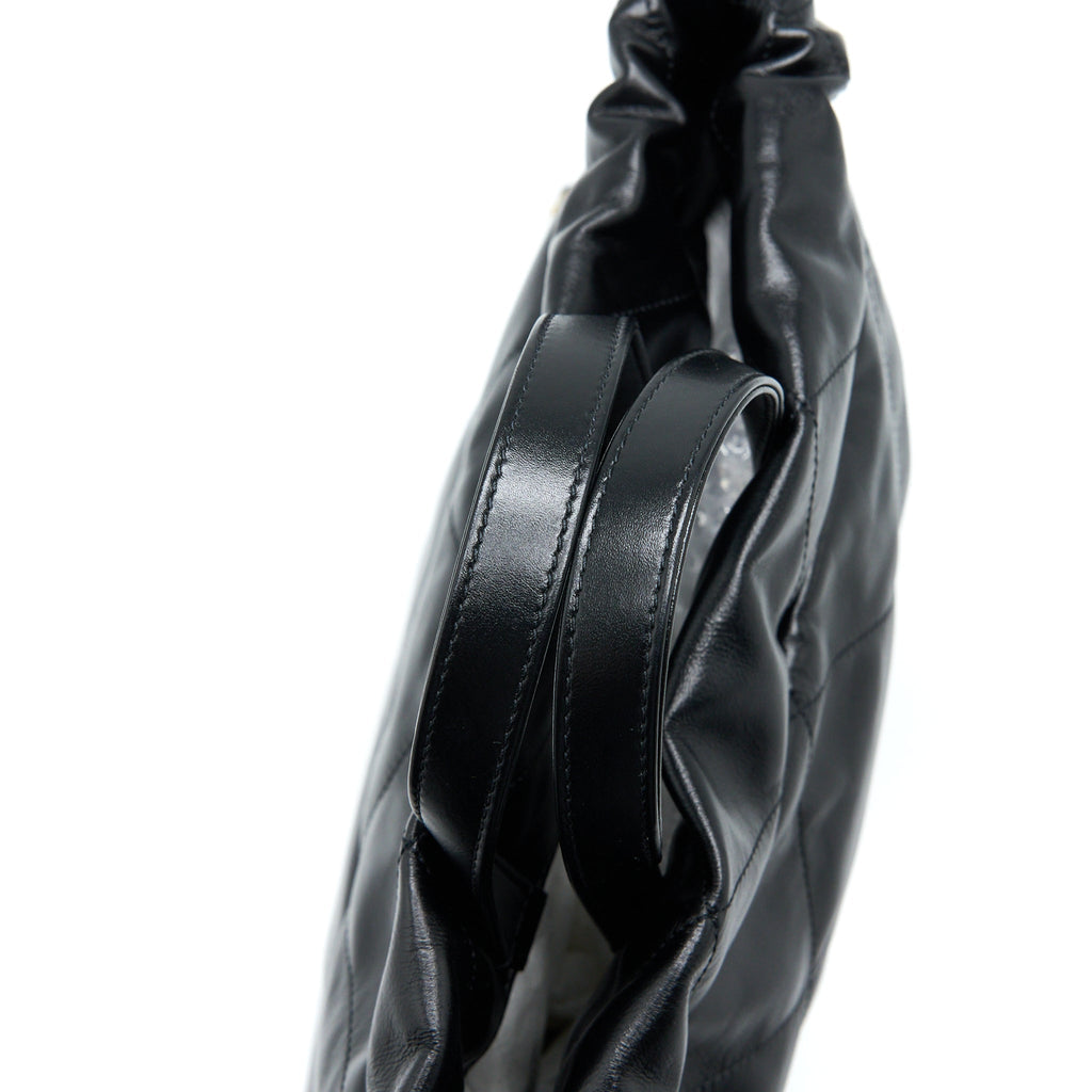22 BACKPACK SHINY CALFSKIN BLACK BRUSHED GHW (MICROCHIP)