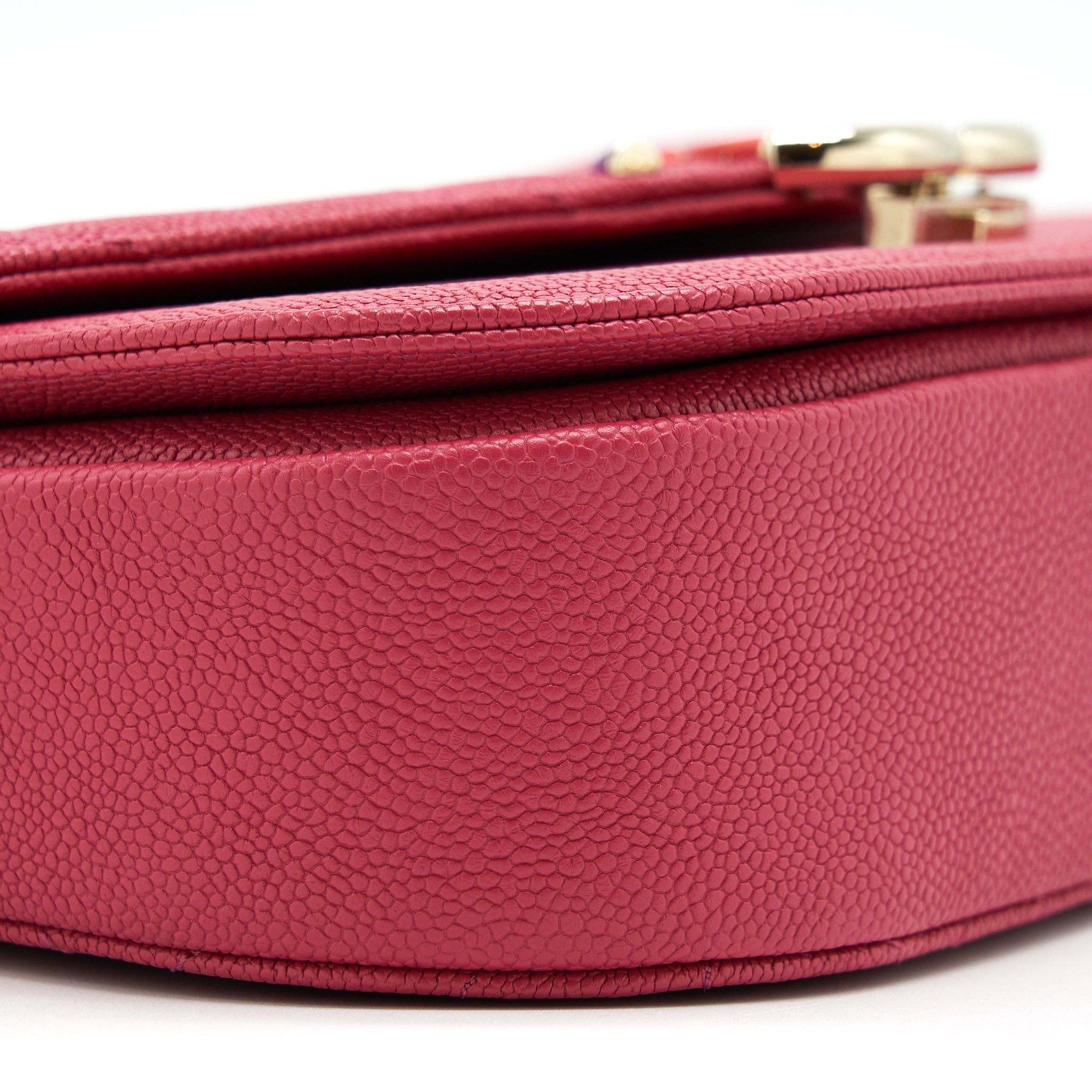 SEASONAL MESSENGER CROSSBODY BAG CAVIAR PINK LGHW