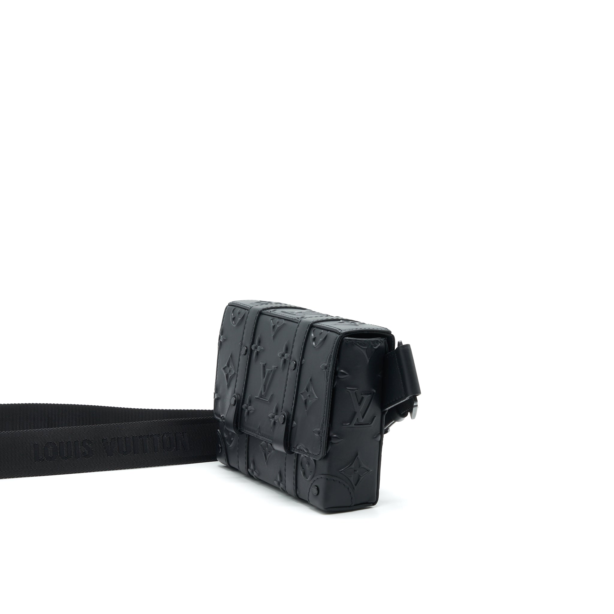 TRUNK SLINGBAG BLACK
