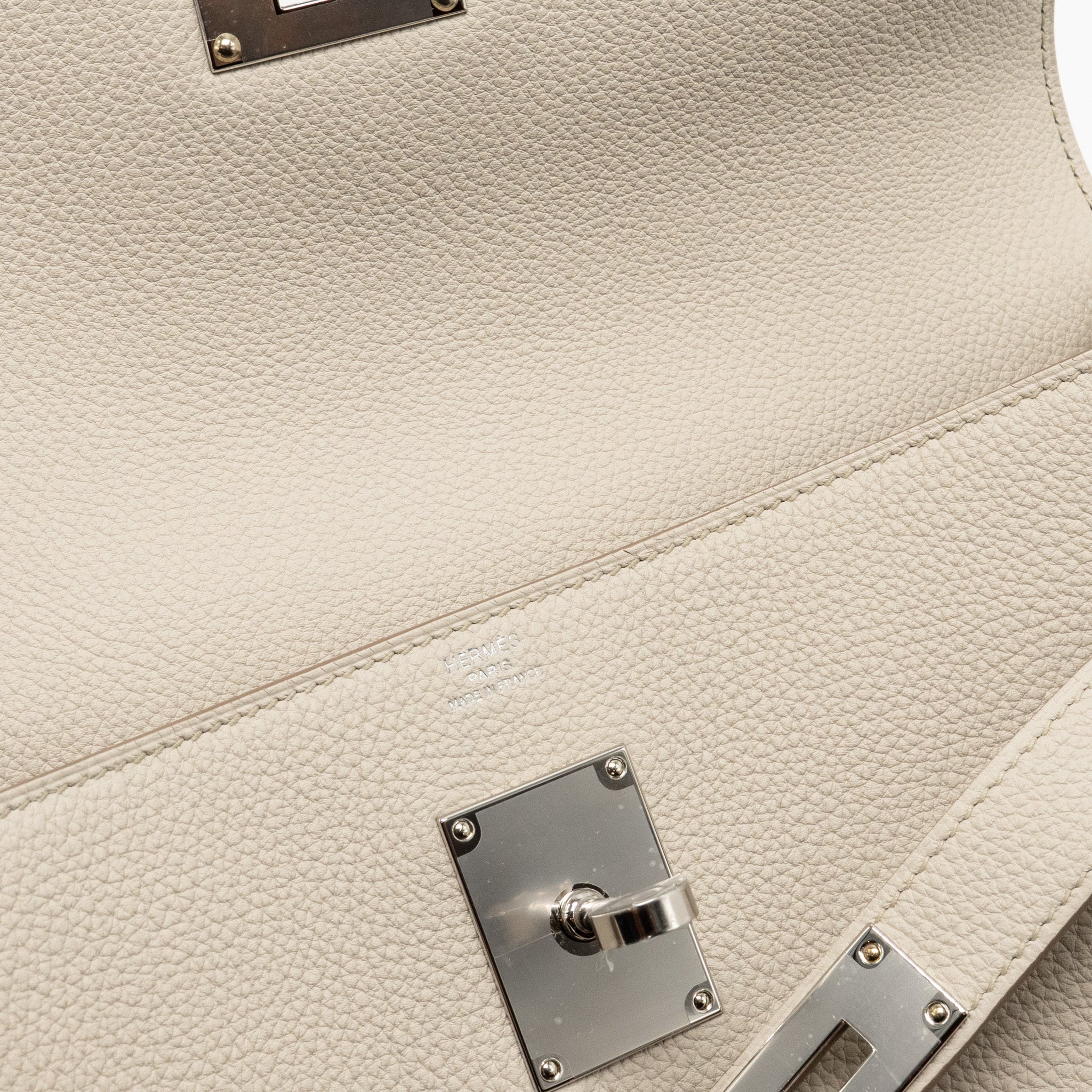 KELLY MESSENGER PM BAG TOGO BETON SHW