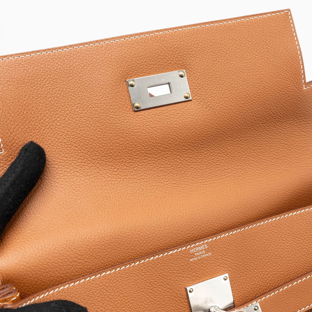KELLY MESSENGER PM BAG EVERCOLOR GOLD SHW