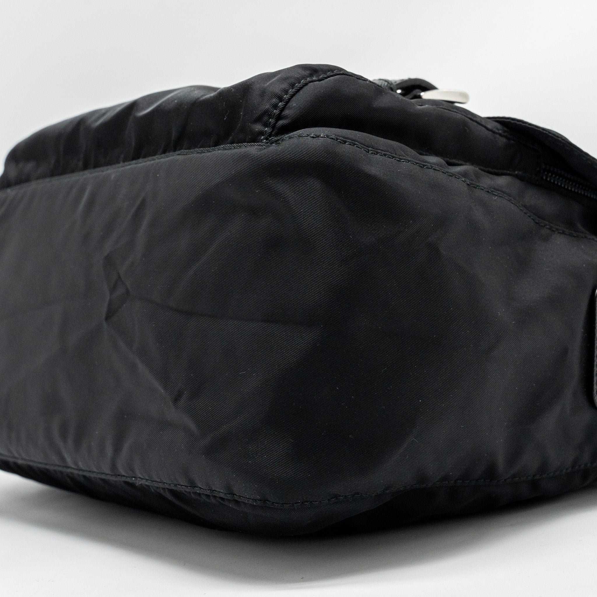 MESSENGER BAG RE-NYLON BLACK SHW