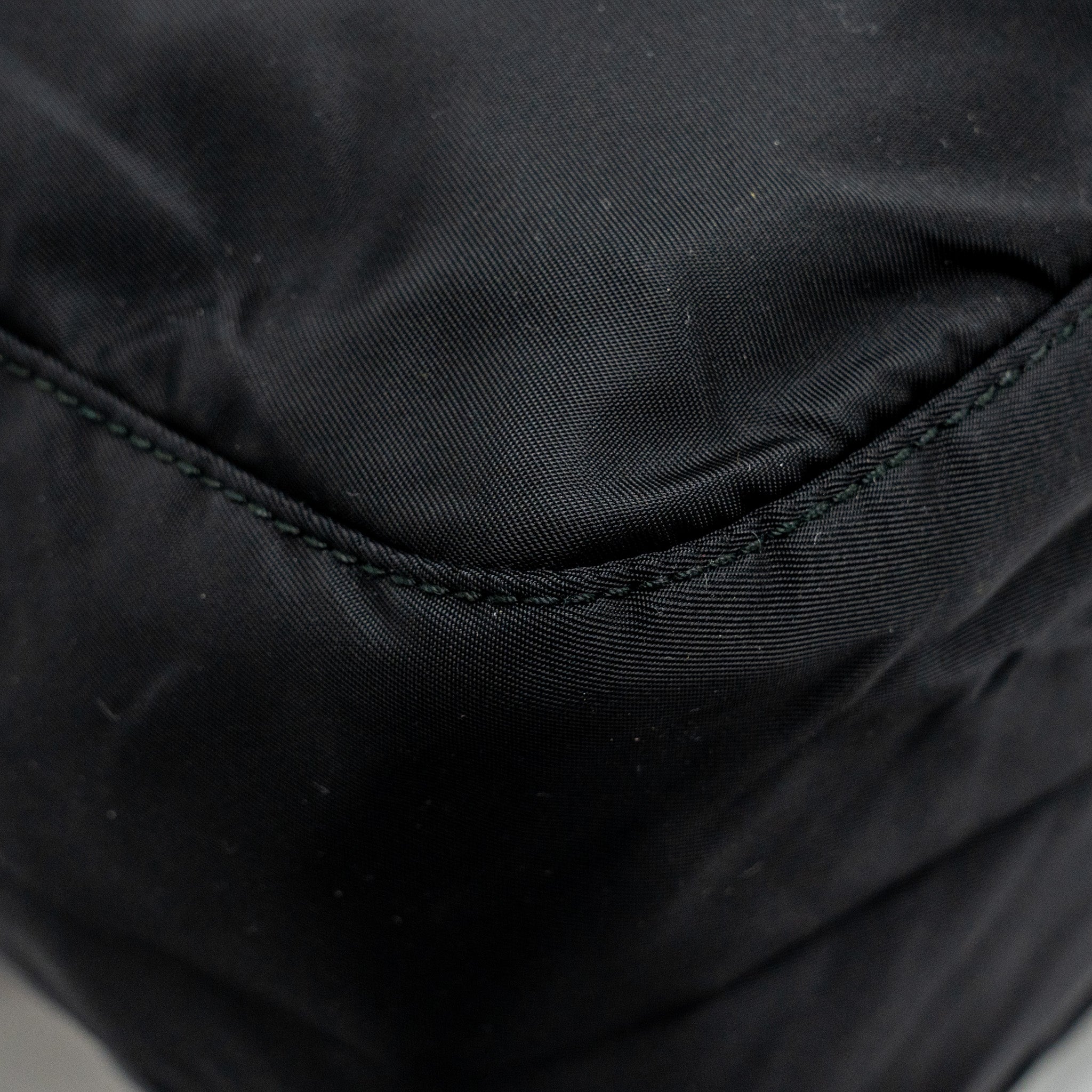 MESSENGER BAG RE-NYLON BLACK SHW