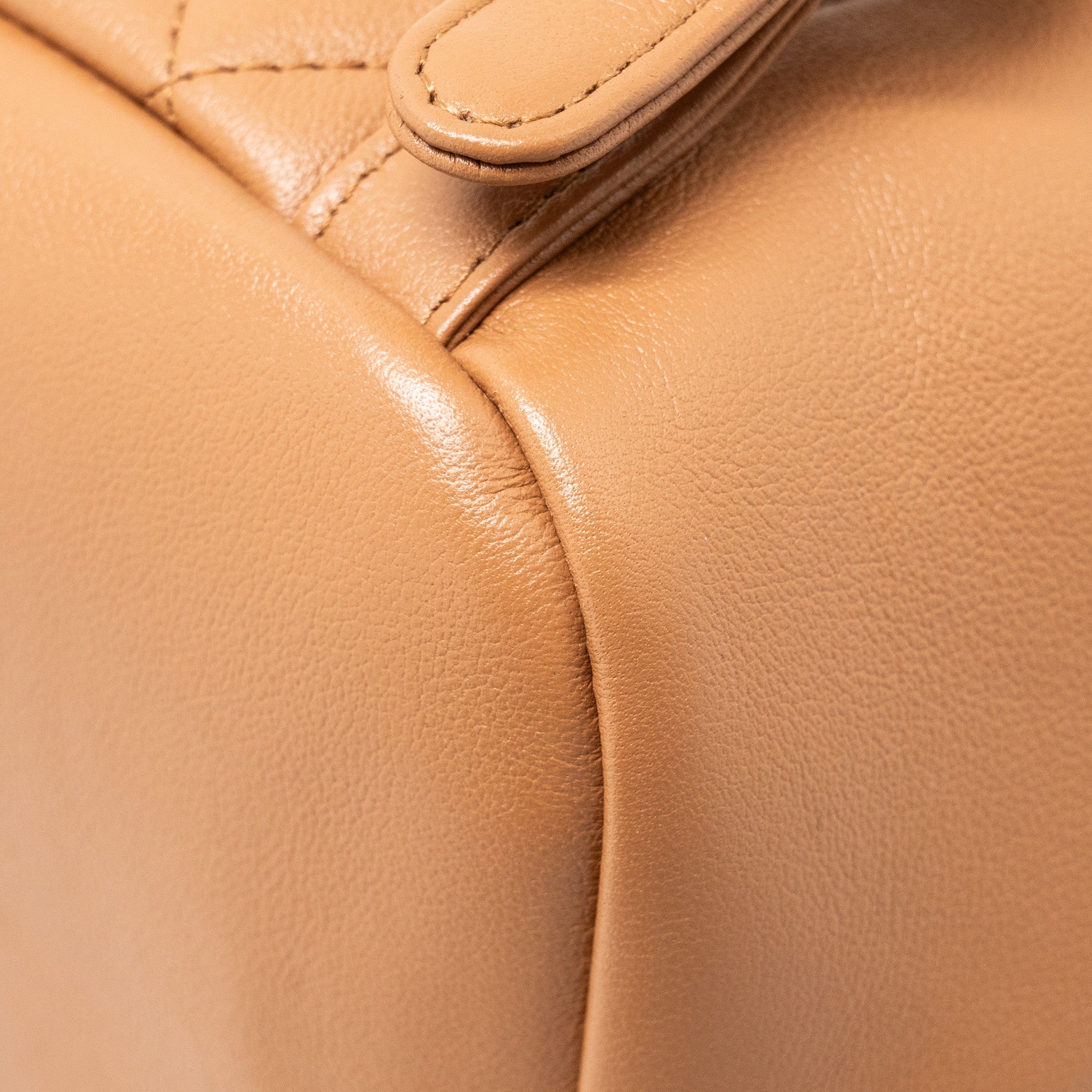 24P MINI DUMA BACKPACK CALFSKIN CARAMEL LGHW (MICROCHIP)