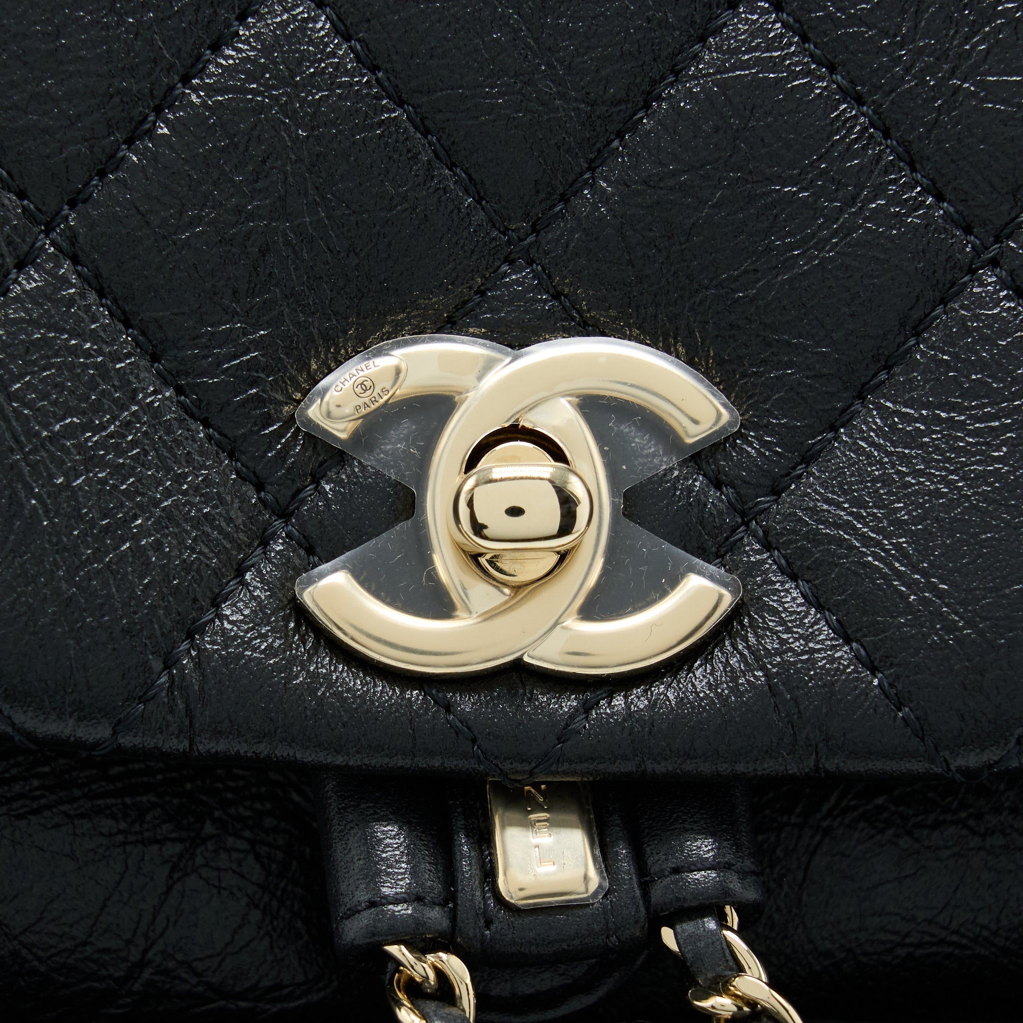 22C MINI DUMA BACKPACK AGED CALFSKIN BLACK LGHW (MICROCHIP)
