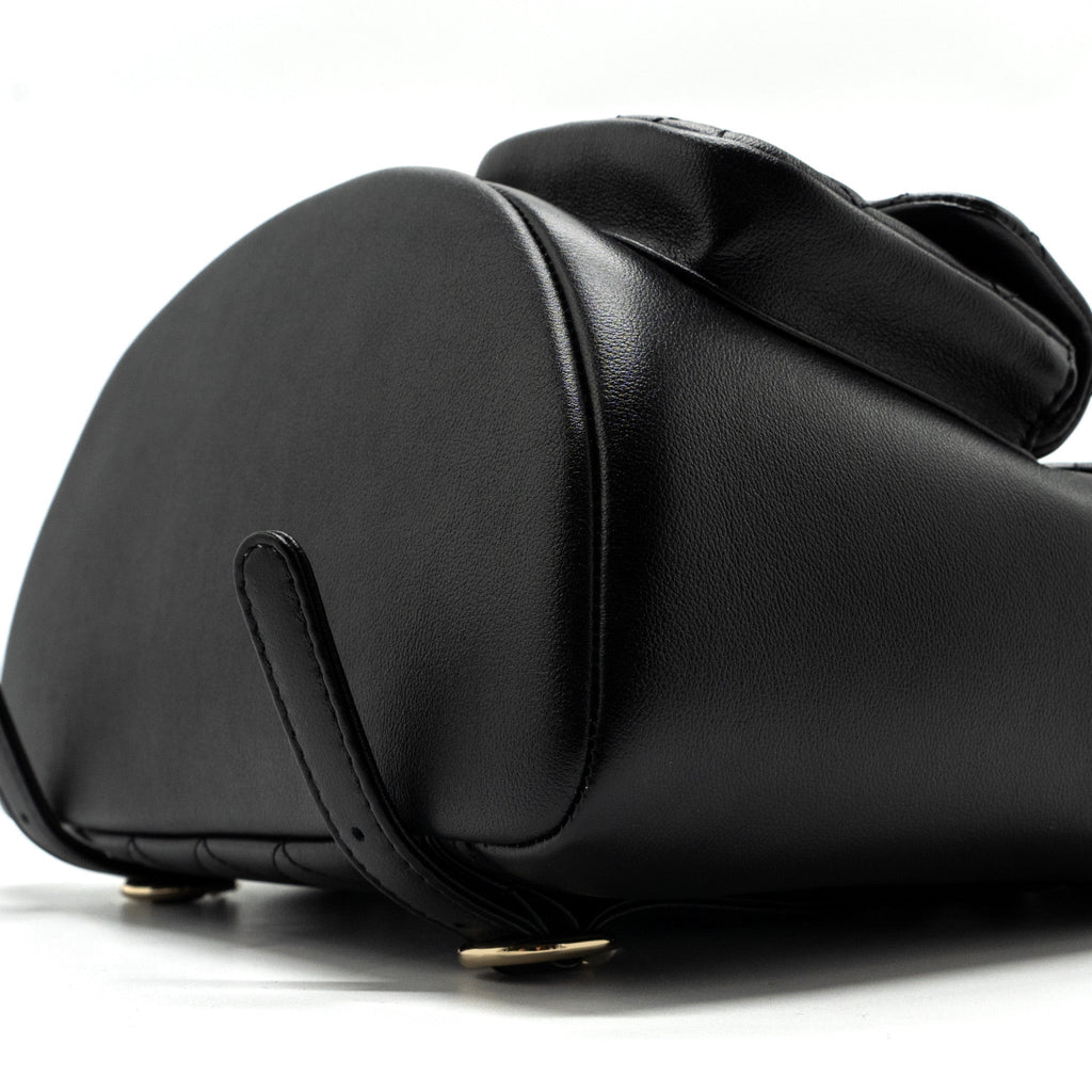 23A TRIPLE PACK BACKPACK CALFSKIN BLACK LGHW (MICROCHIP)