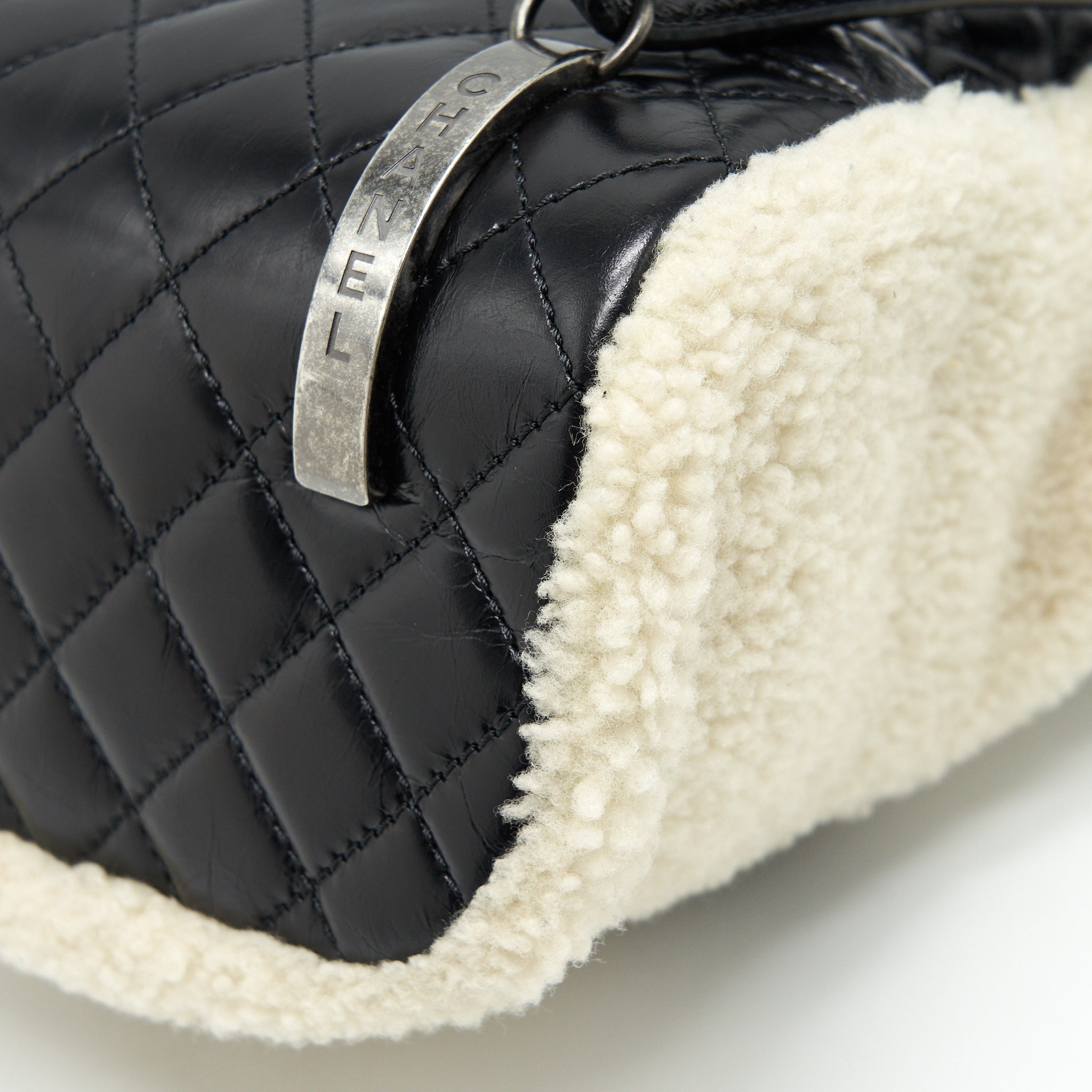 MOUNTAIN SMALL BACKPACK SHEARLING WITH QUILTED CALFSKIN RUTHENIUM HARDWARE