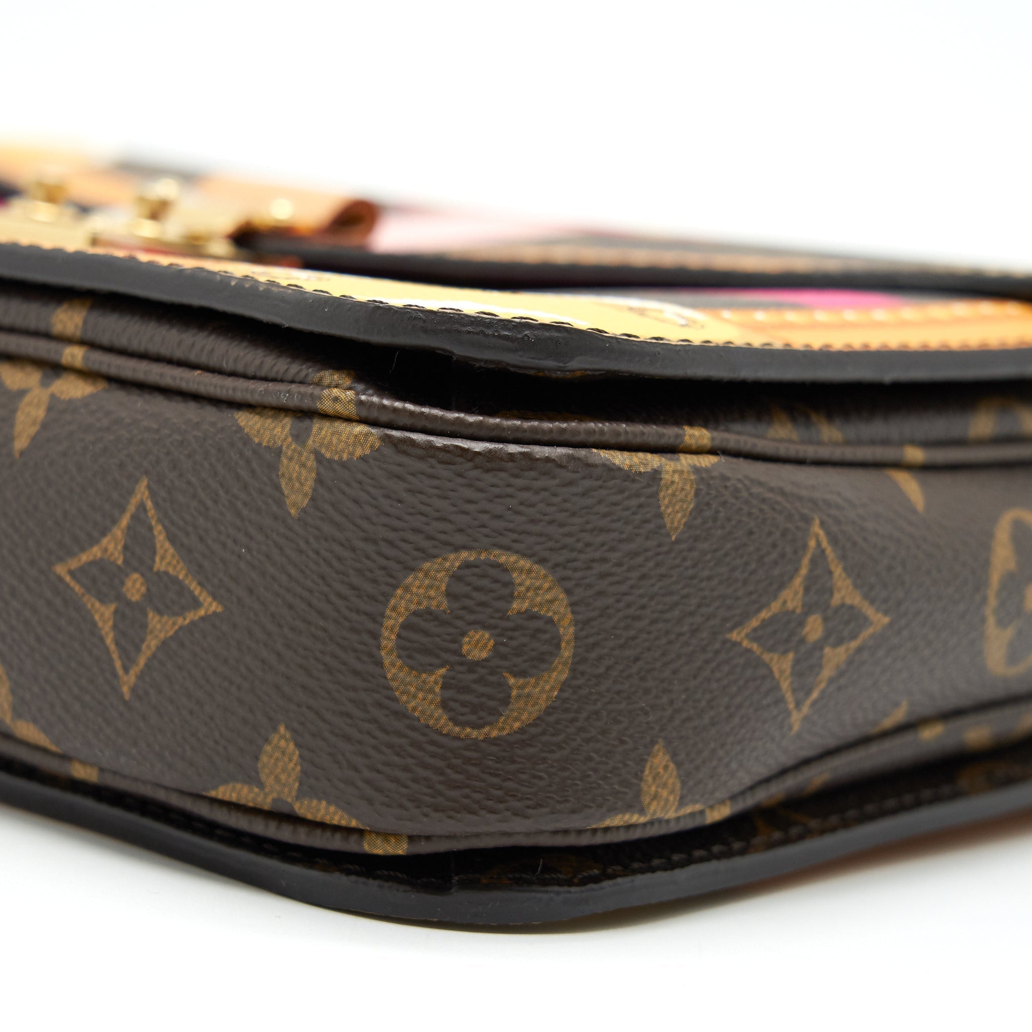 POCHETTE METIS SUMMER TRUNK WORLD TOUR 2018