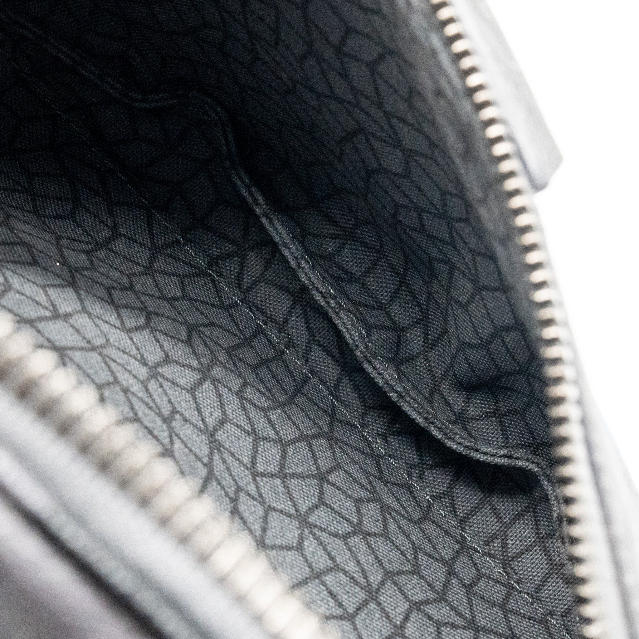 X YAYOI KUSAMA REVERSE MONOGRAM ECLIPSE MAXI BUMBAG CANVAS GREY/ MULTICOLOUR DARK SILVER HARDWARE