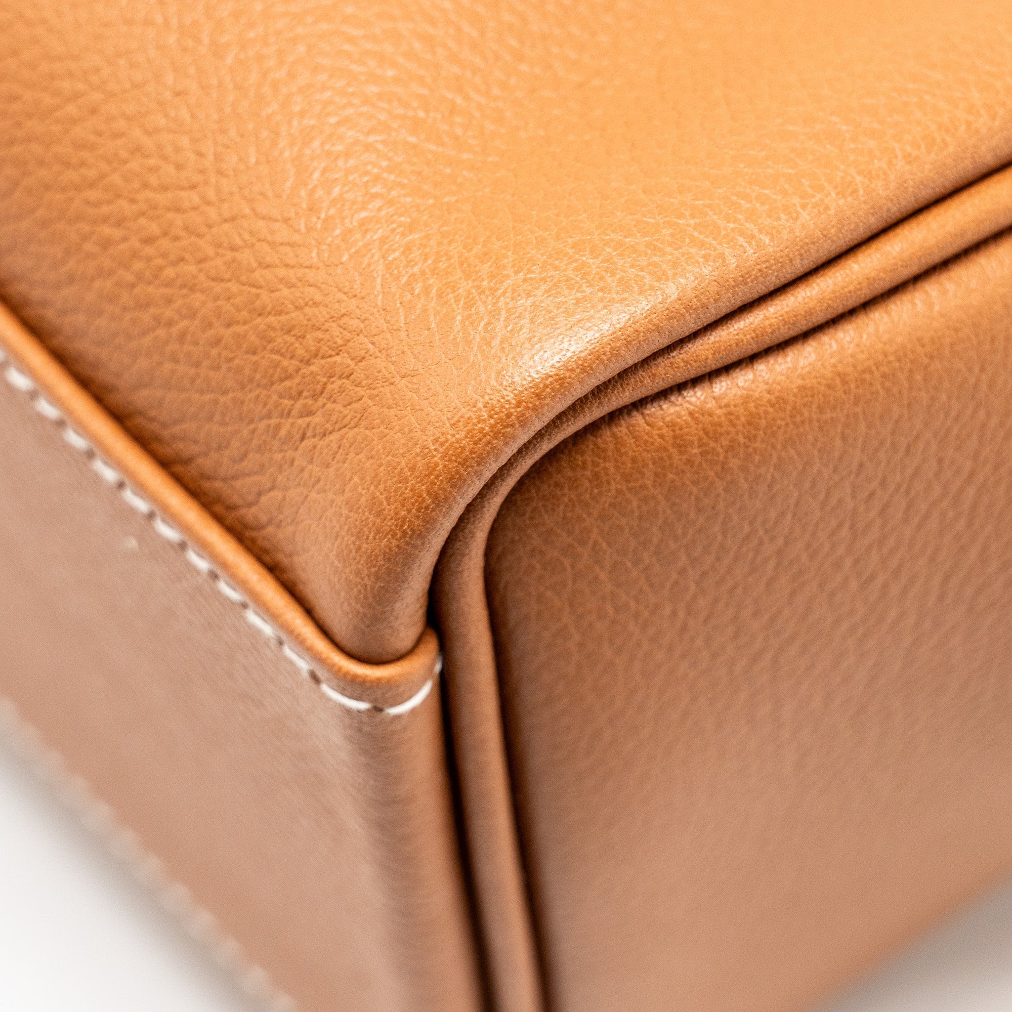 KELLY MESSENGER PM BAG EVERCOLOR GOLD SHW