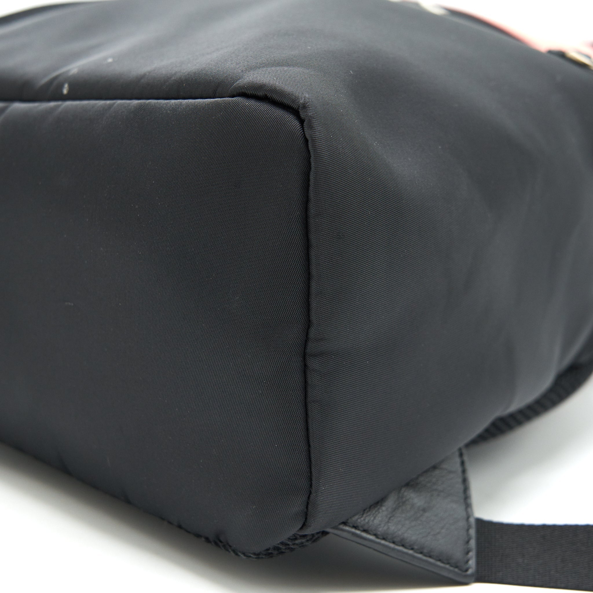 MONSTER BACKPACK IN BLACK WITH RED FUR