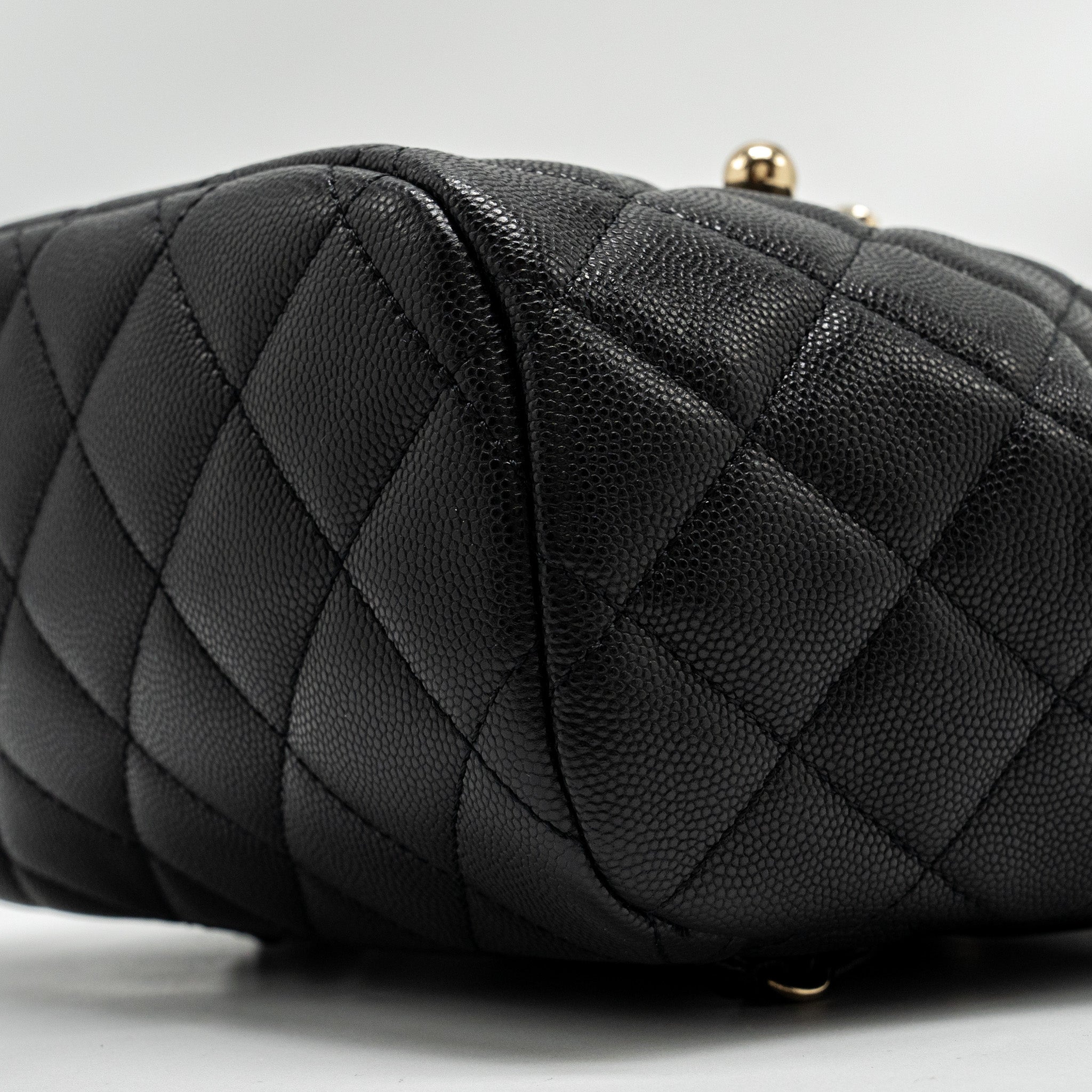 23S QUILTED MINI BACKPACK CAVIAR BLACK LGHW (MICROCHIP)