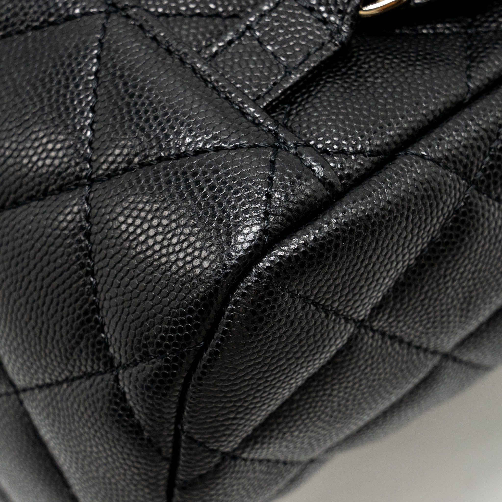 23S QUILTED MINI BACKPACK CAVIAR BLACK LGHW (MICROCHIP)