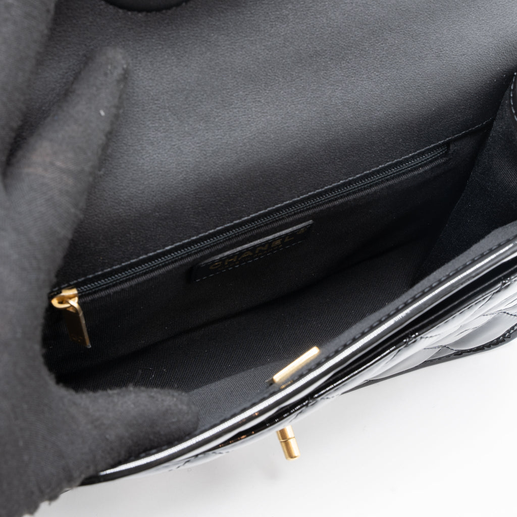 22K TOP HANDLE MESSENGER BAG PATENT LEATHER BLACK BRUSHED GHW (MICROCHIP)