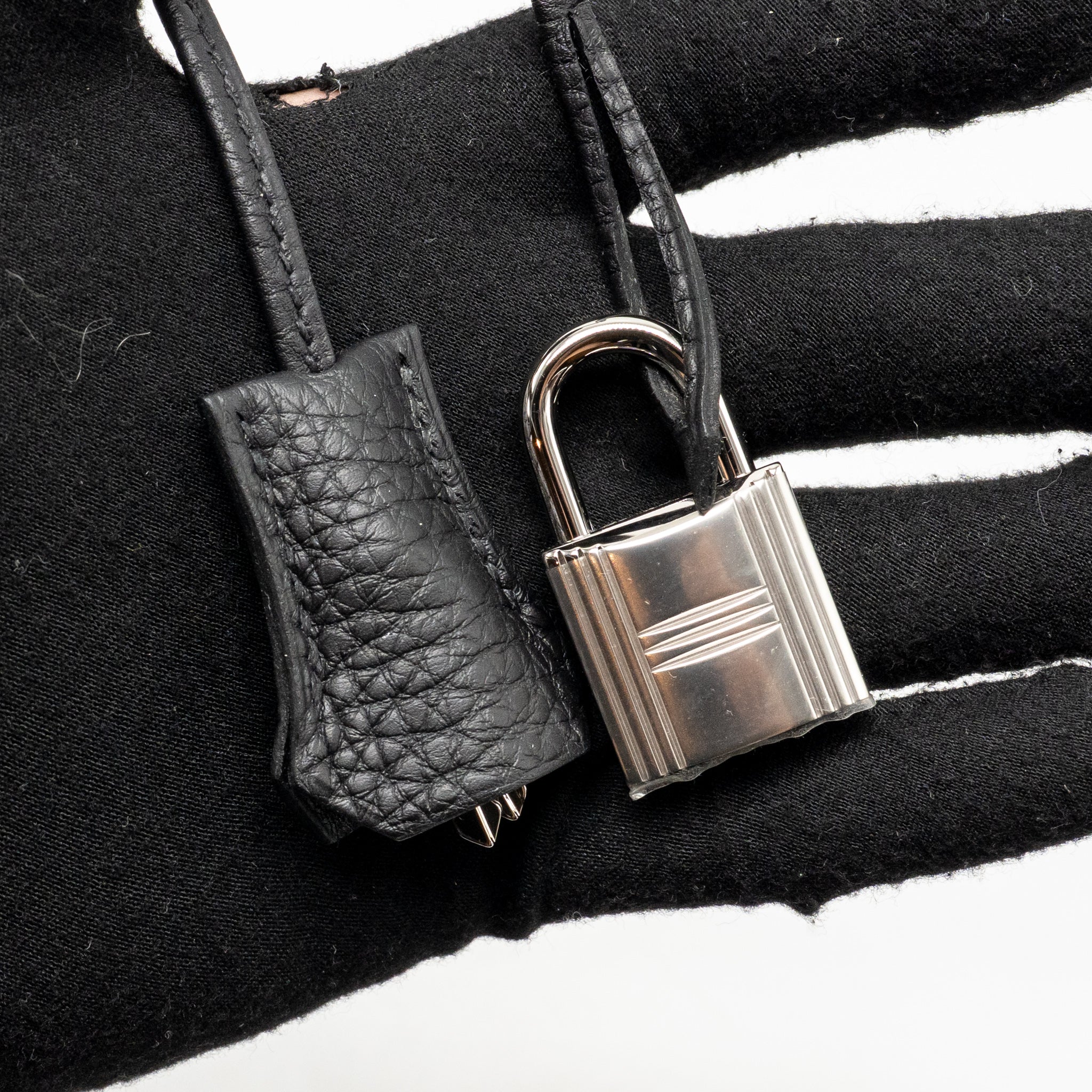 KELLY MESSENGER PM BAG TOGO BLACK SHW