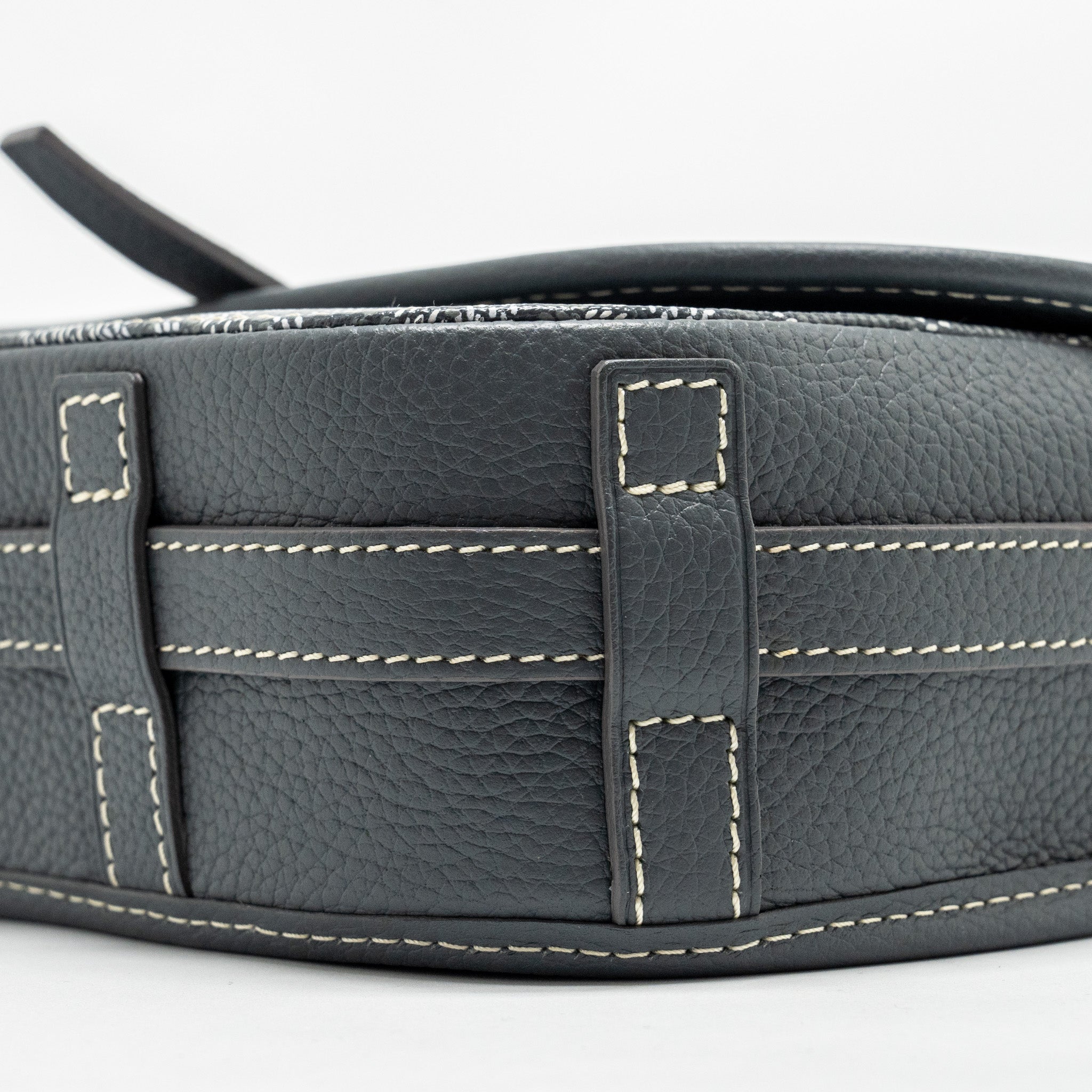BELVEDERE PM MESSENGER BAG GOYARDINE CANVAS CALFSKIN GREY SHW