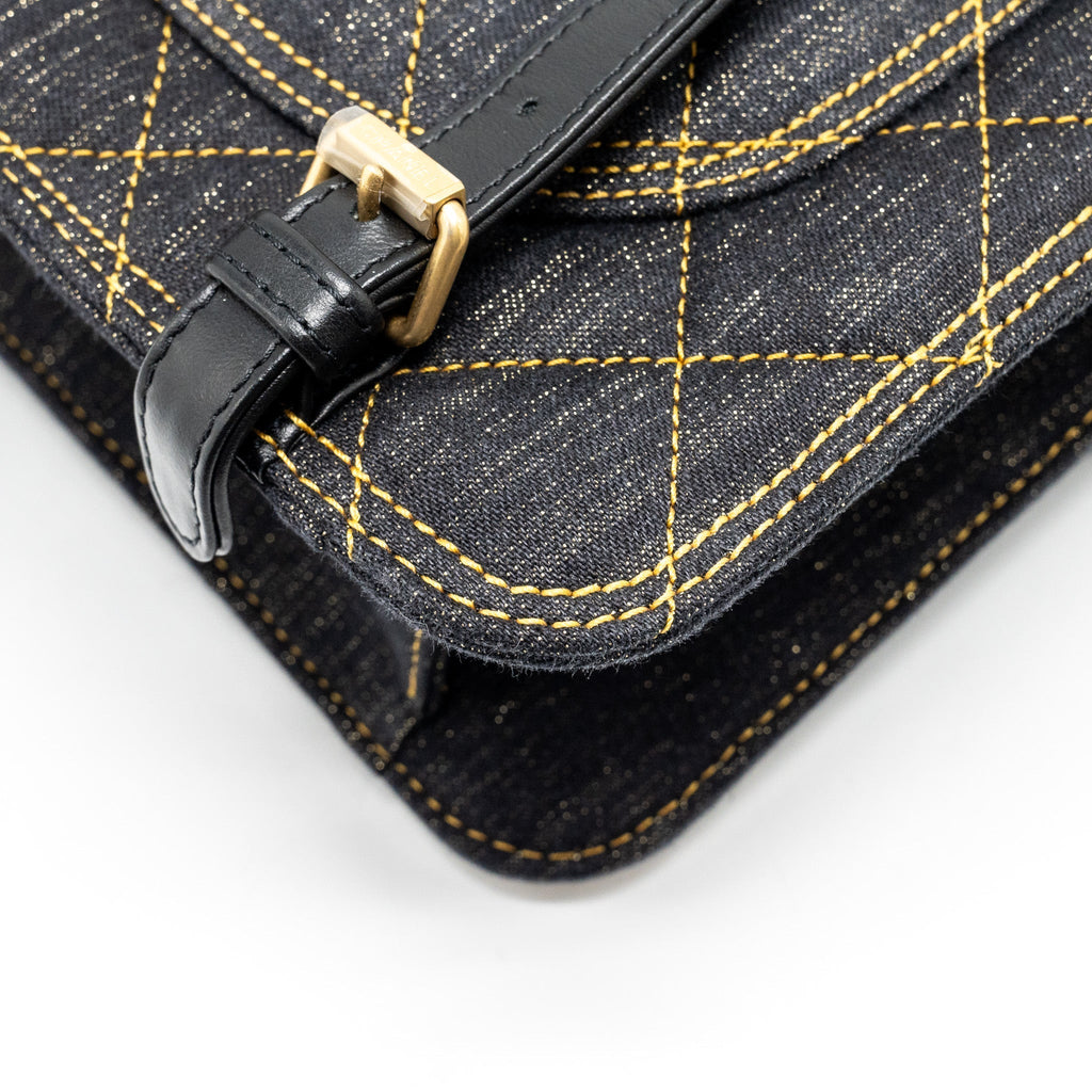 23S FLAP BACKPACK DENIM DARK BLUE WITH BRUSHED GHW (MICROCHIP)