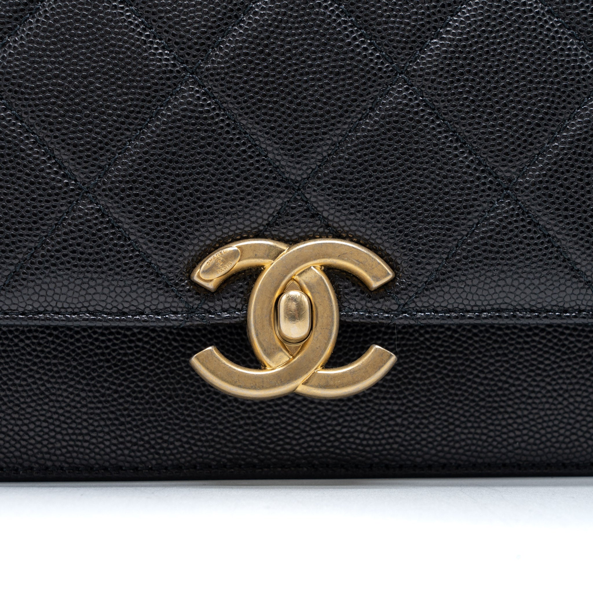 MESSENGER BAG CAVIAR BLACK BRUSHED GHW (MICROCHIP)